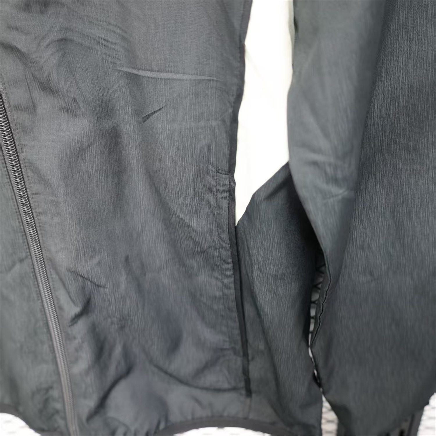 AlphaJersey-Liver.pool 25-26 Black Windbreaker Jacket