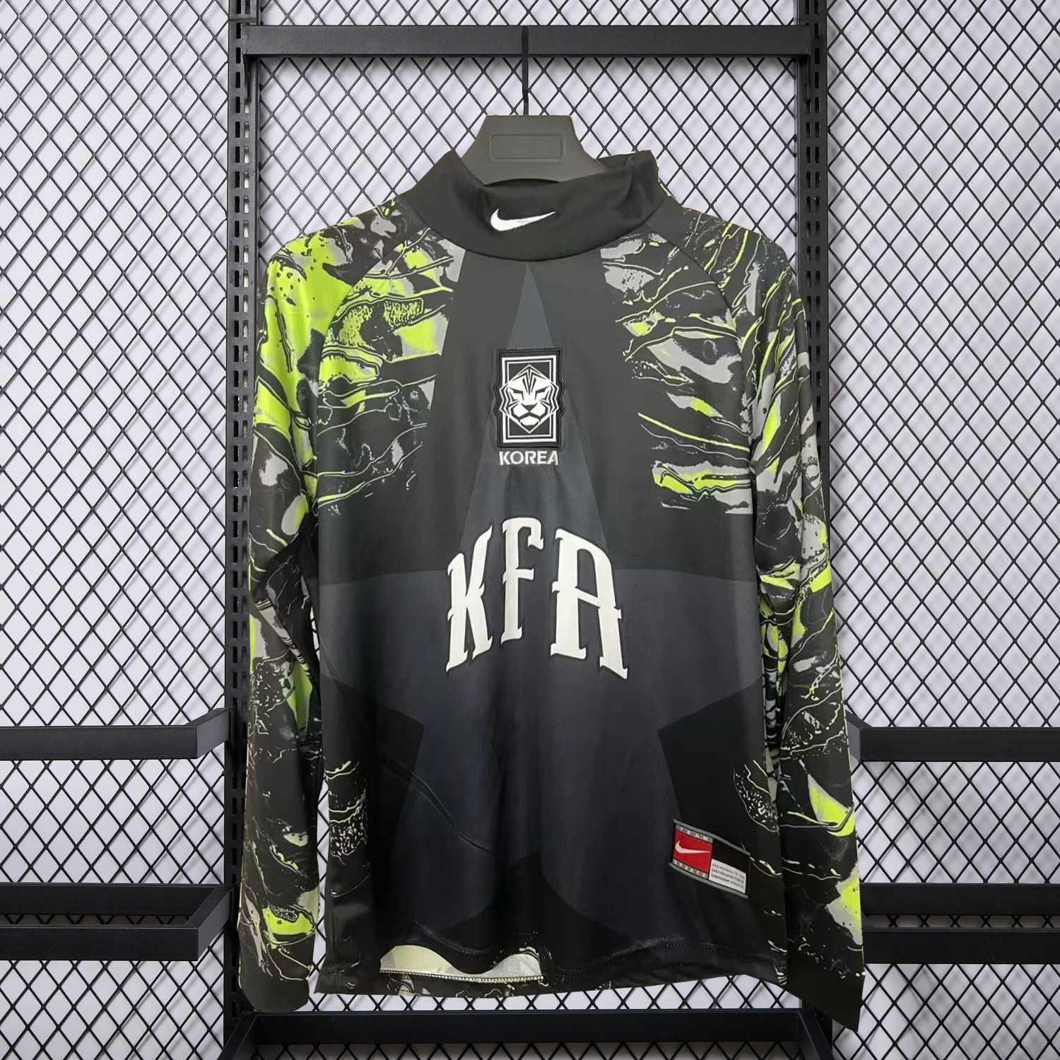 AlphaJersey-Korea 2026 Hollywood Goalkeeper Special Long Sleeves Jersey - Fans Version