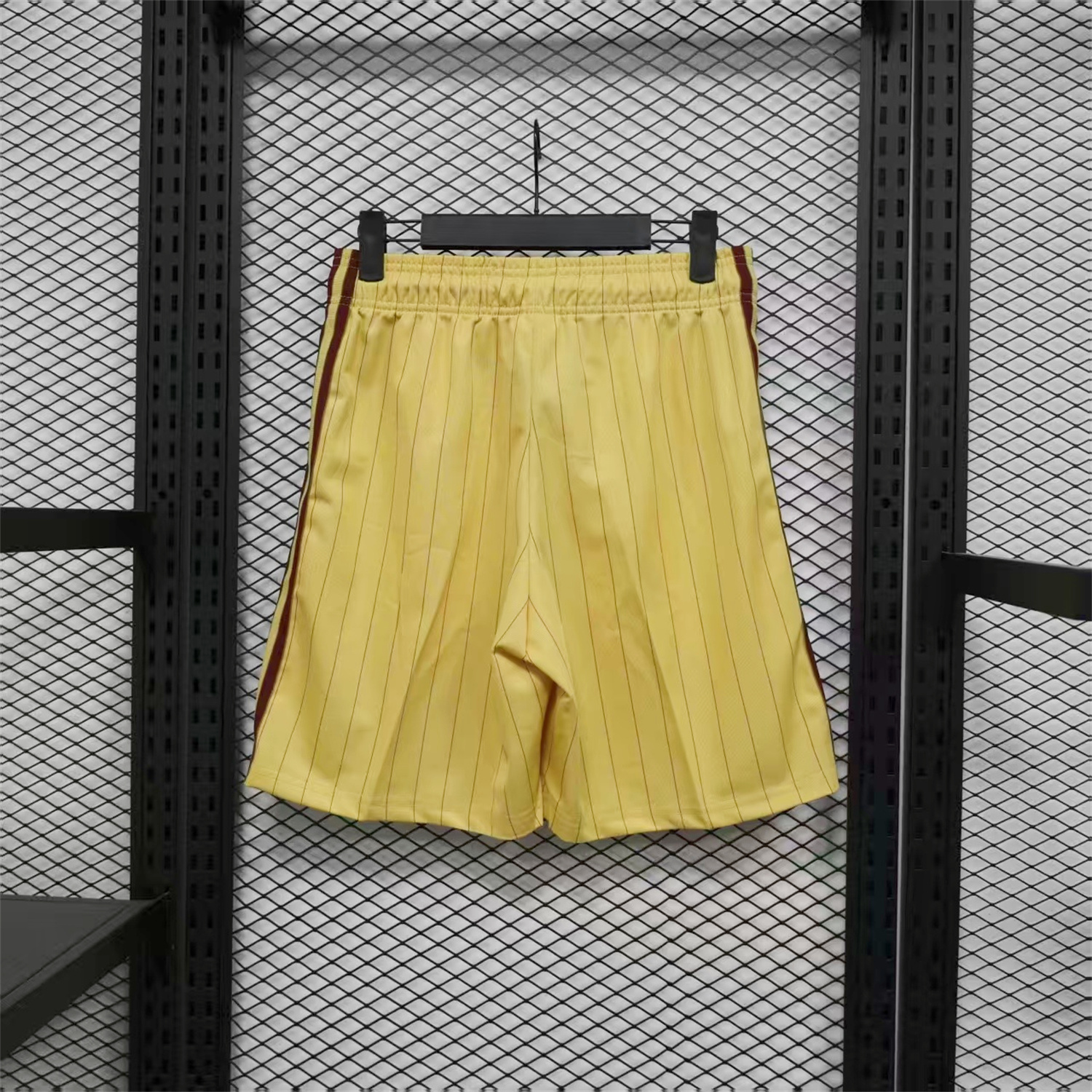 AlphaJersey-Arsenal 25-26 Trefoil Yellow Travel Shorts - Player Version