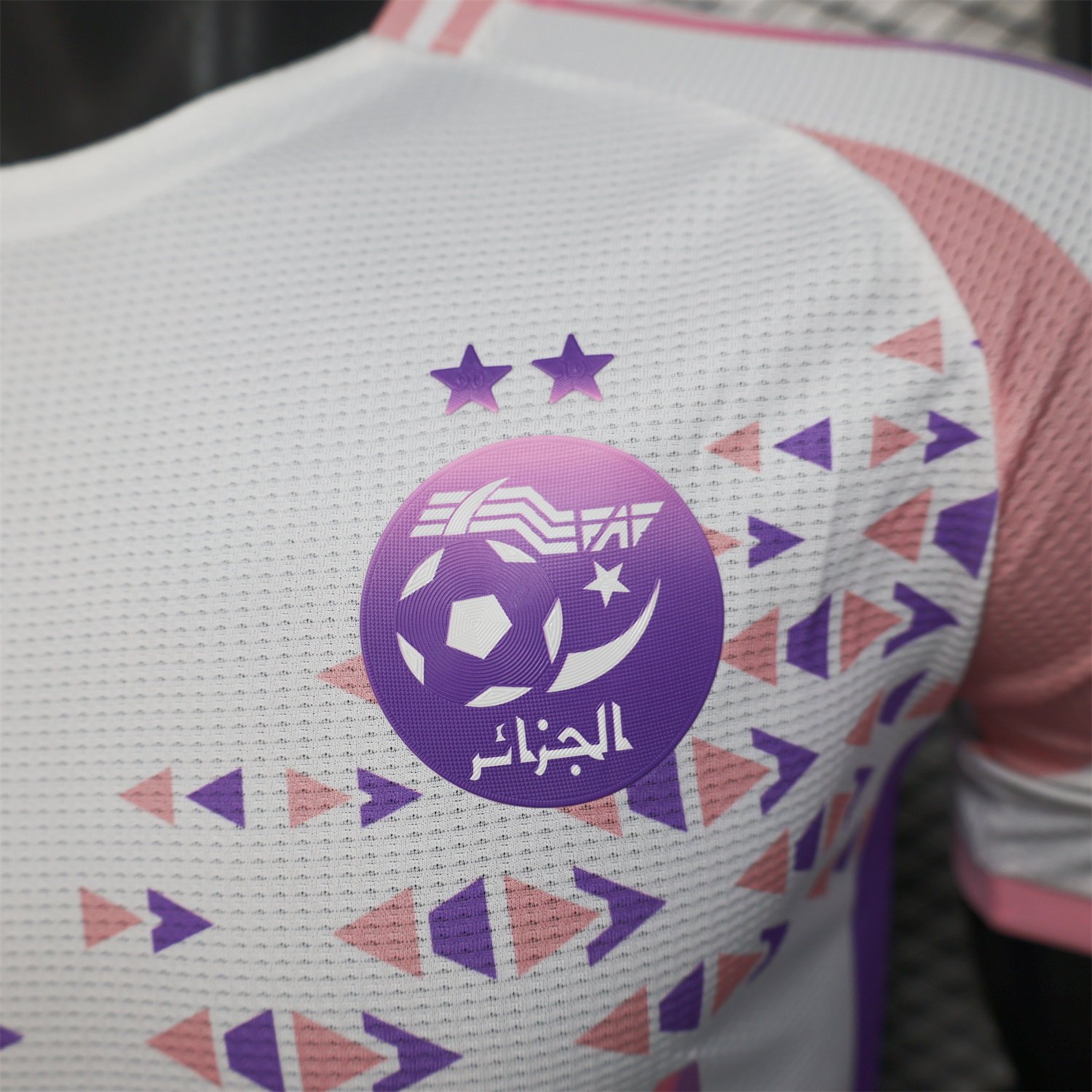 AlphaJersey-Algeria 25-26 Pink and Purple Triangle Pattern Black Jersey - Player Version