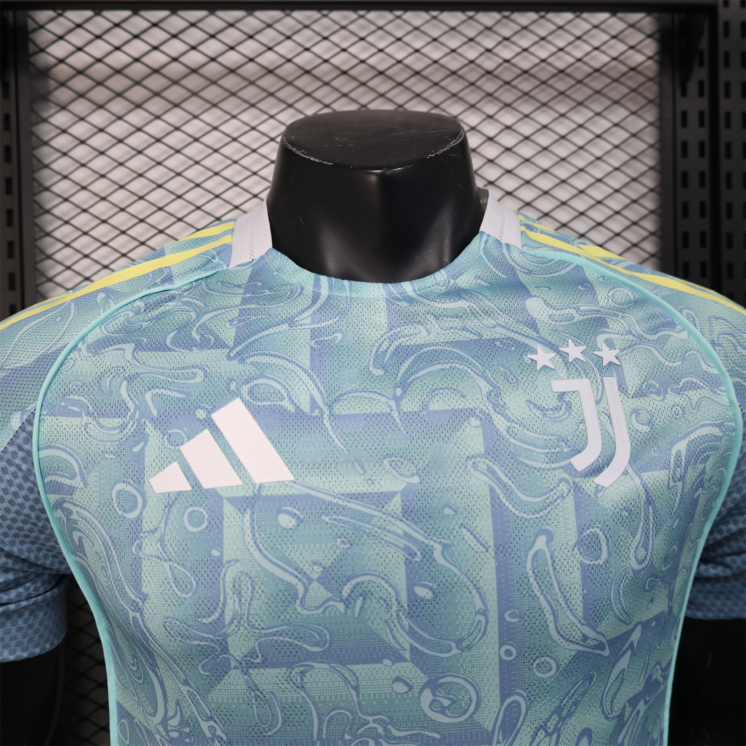 AlphaJersey-Juventus 25-26 Away Jersey - Player Version