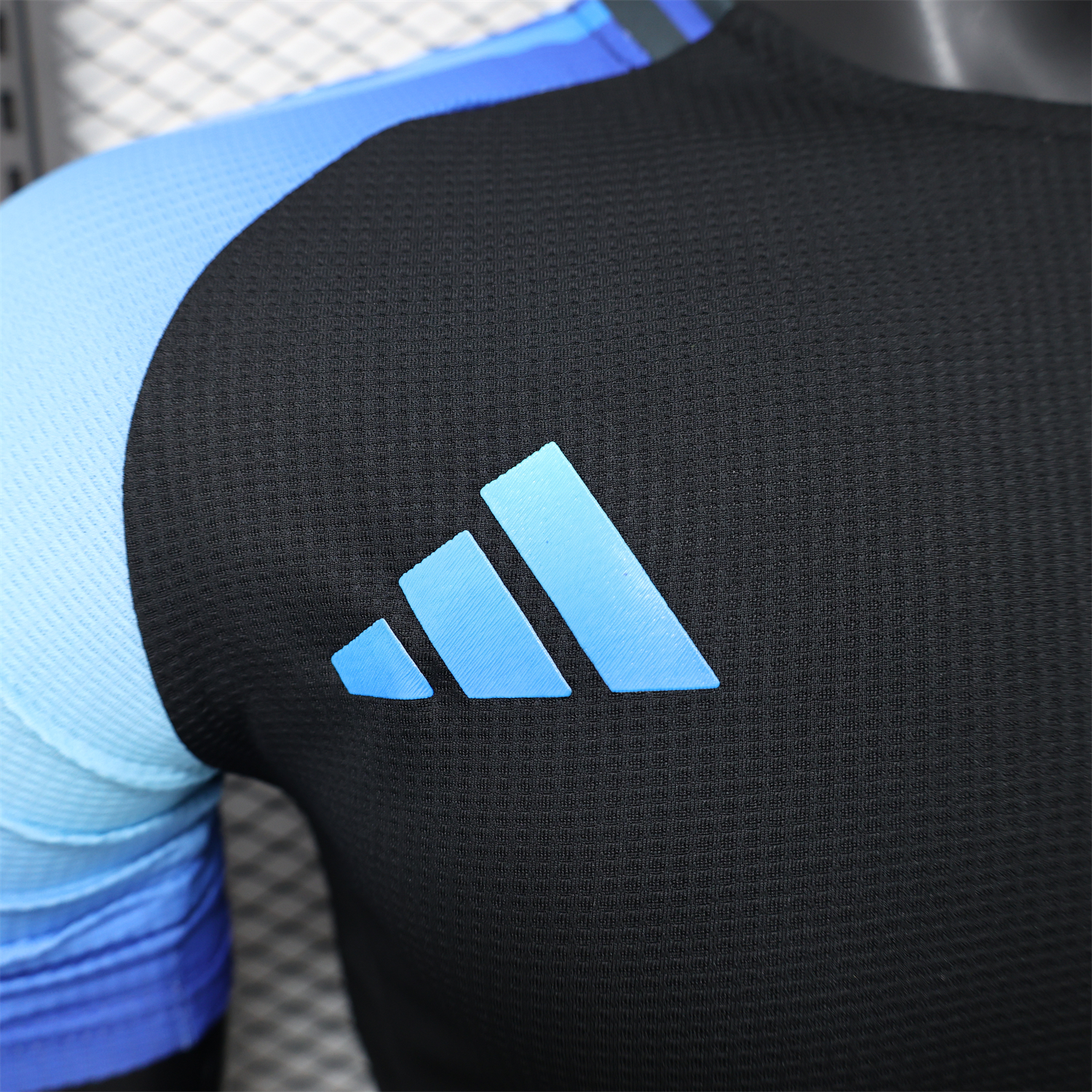 AlphaJersey-Algeria 25-26 Pure Black with Blue Sleeves Jersey - Player Version