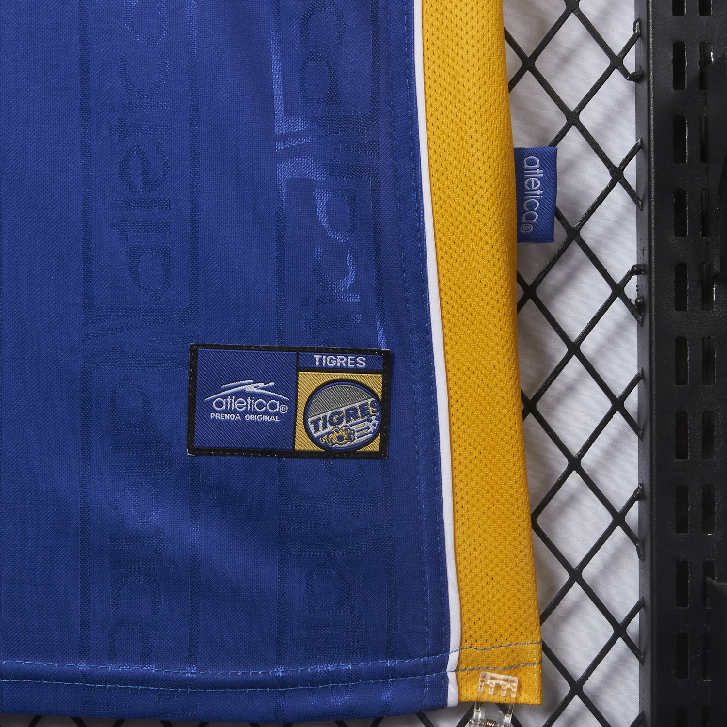 AlphaJersey-Retro Tigres UANL 1999-00 Away Jersey