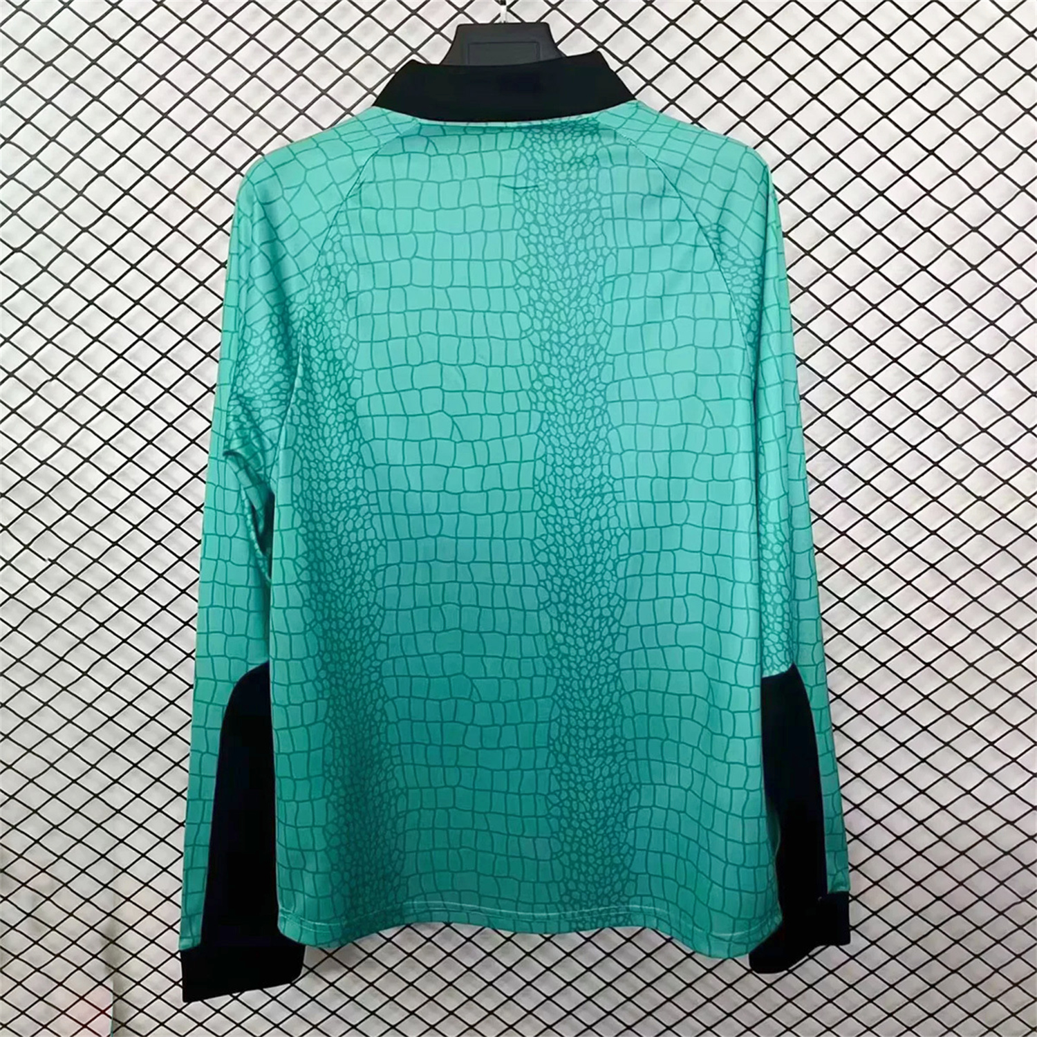 AlphaJersey-Retro Newcastle United 1997-98 Long Sleeves Cyan Goalkeeper Jersey