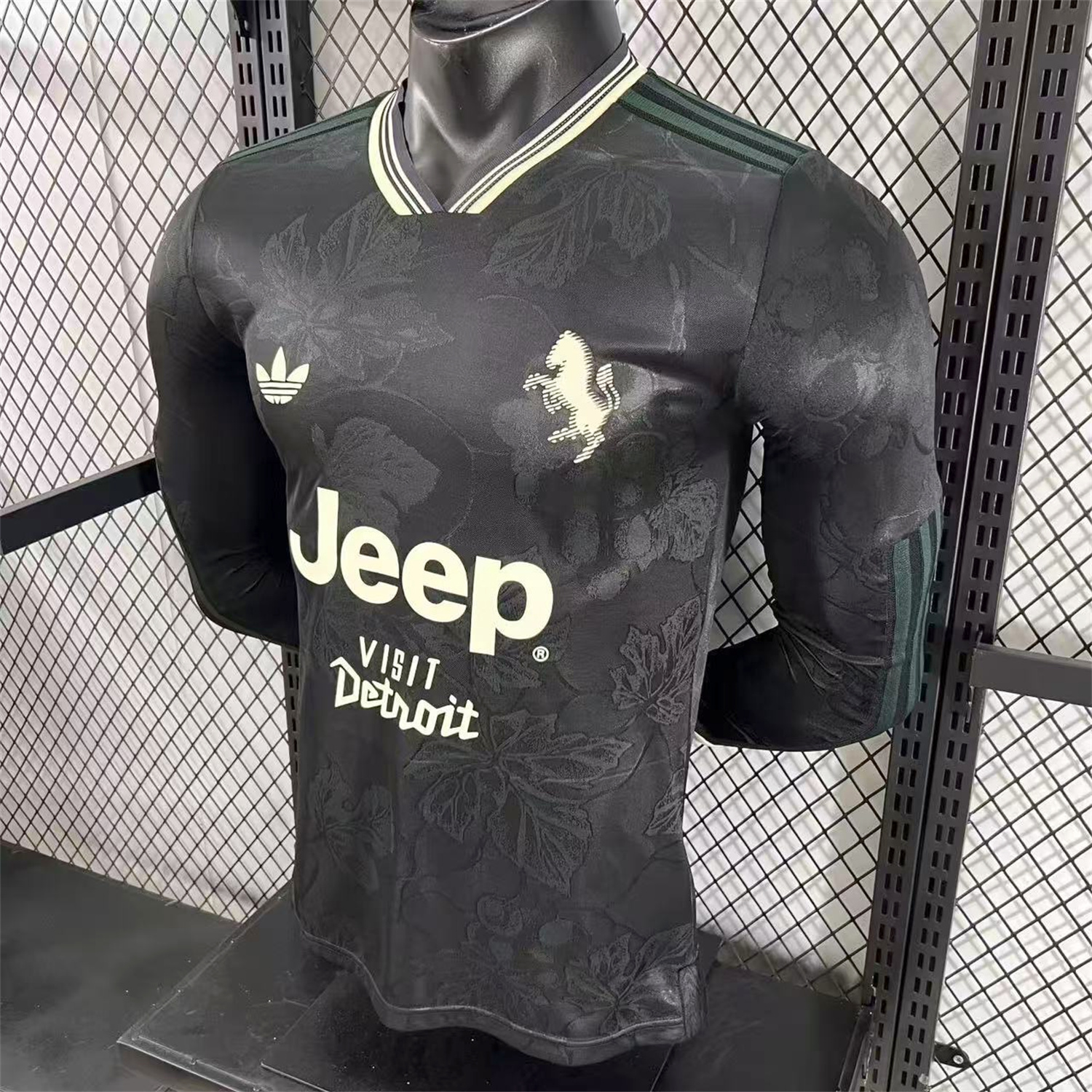 AlphaJersey-Juventus 25-26 Third Black Long Sleeves Jersey - Player Version