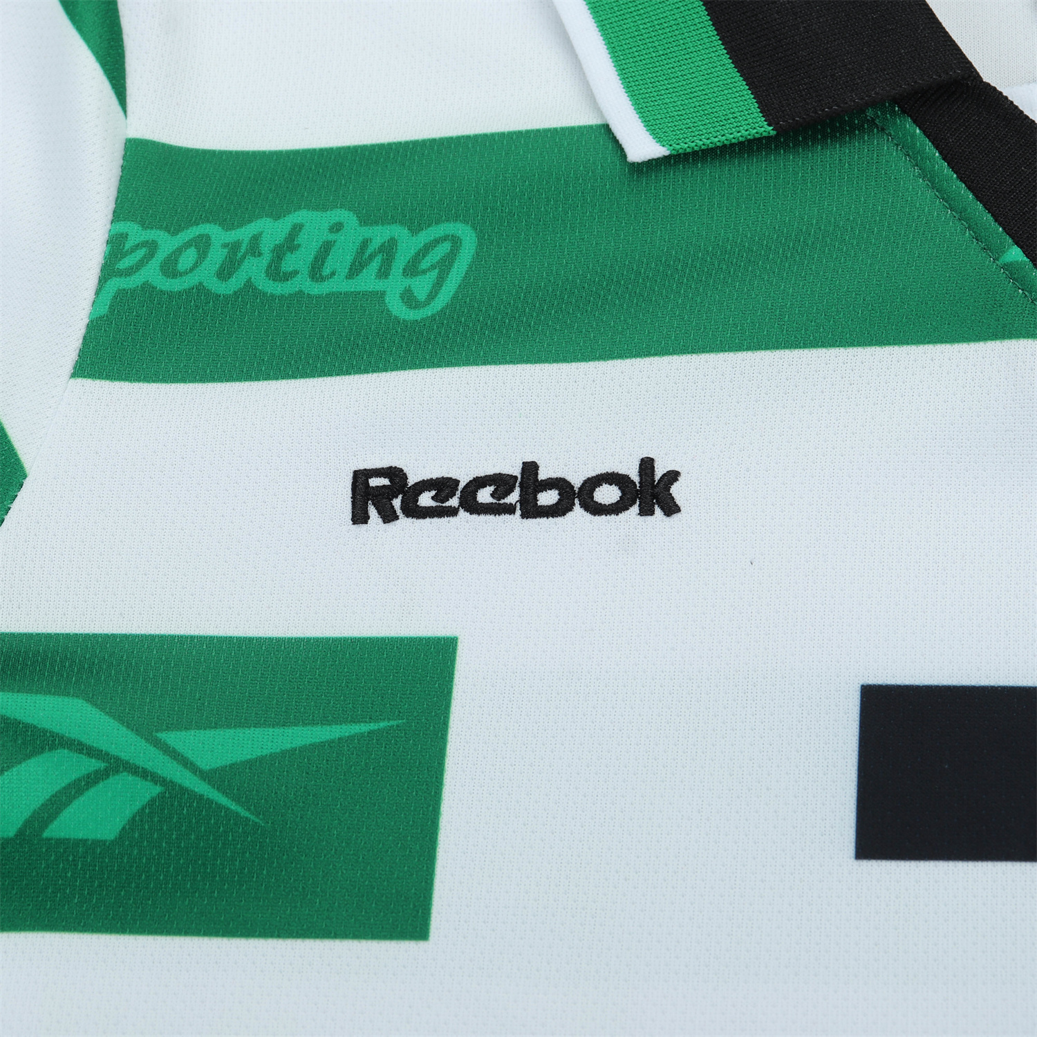 AlphaJersey-Retro Sporting CP 1999-00 Home Kids Kit