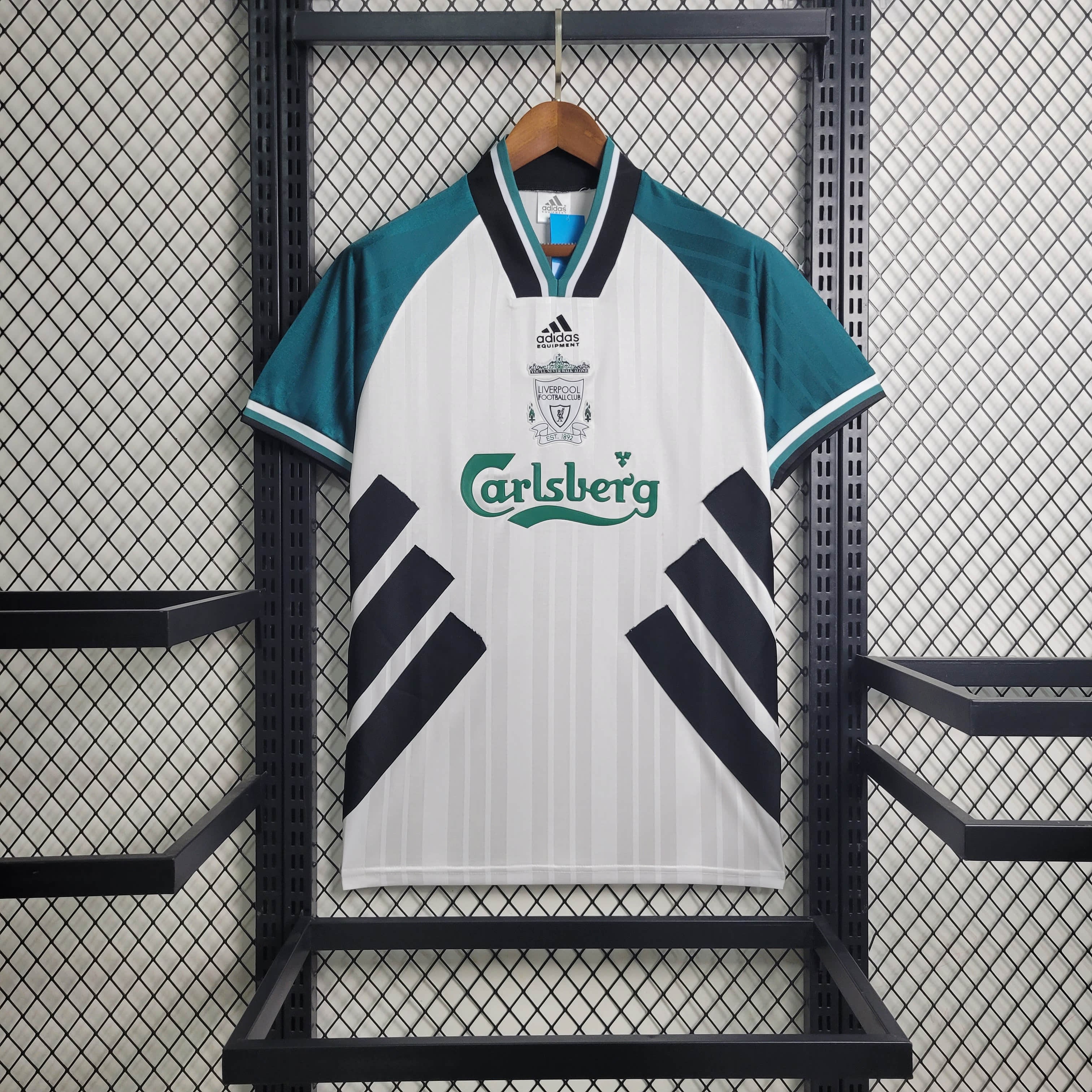 AlphaJersey-Retro Liver.pool 1993-95 Away Stadium Jersey