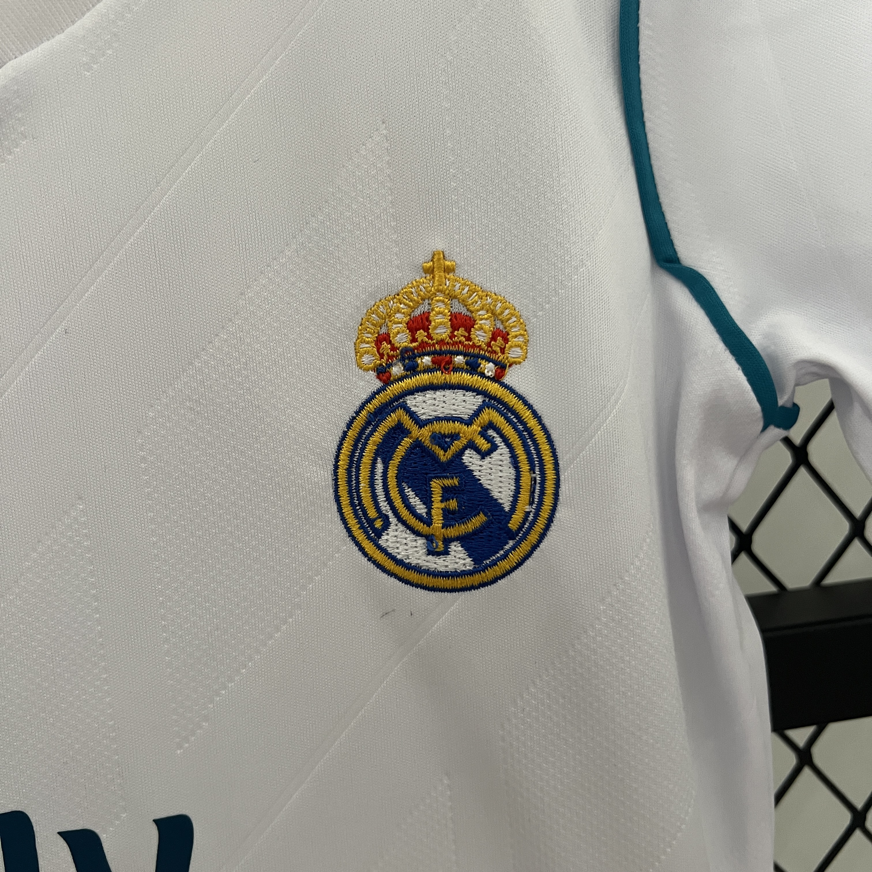 AlphaJersey-Retro Real Madrid 17-18 Home Stadium Kids Kit