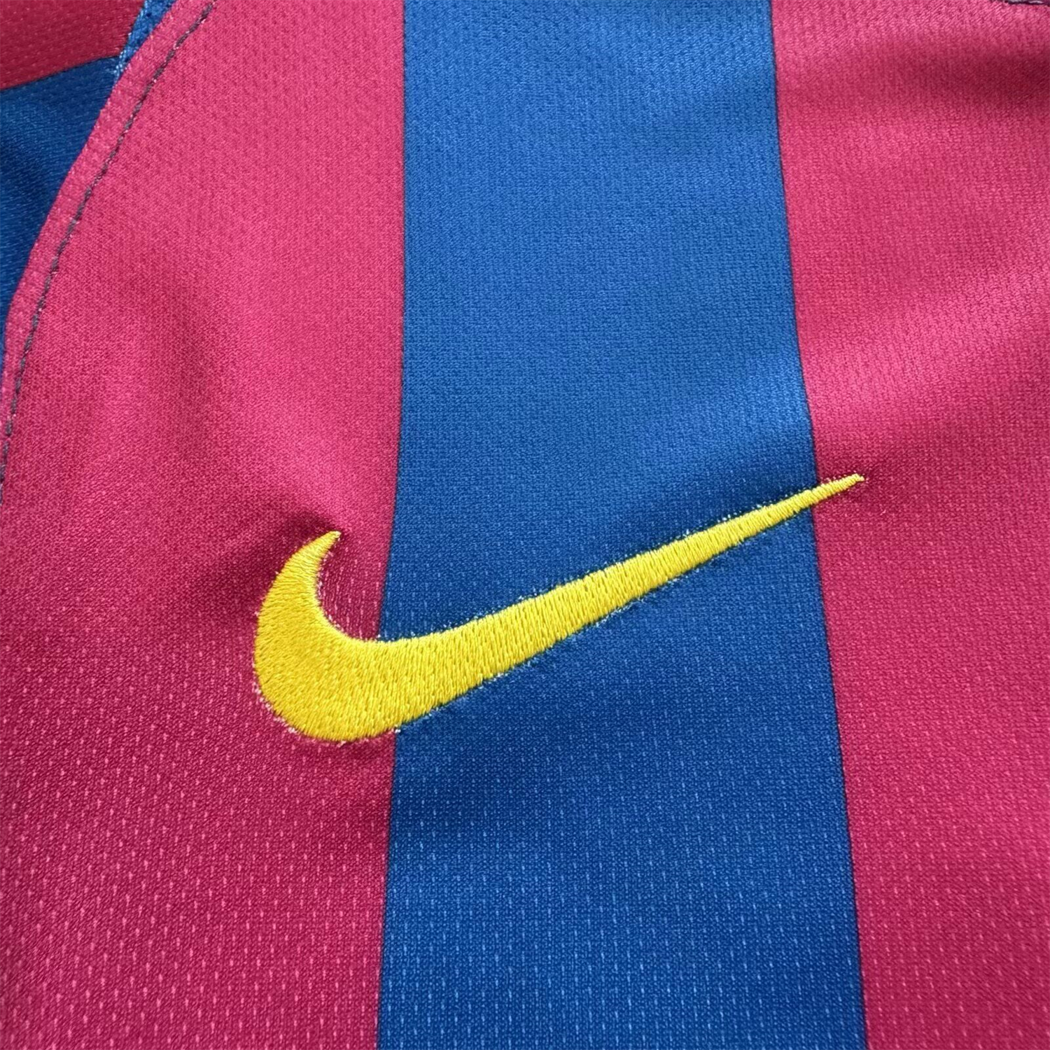 AlphaJersey-Retro Barcelona 06-07 Home Long Sleeve Kids Kit