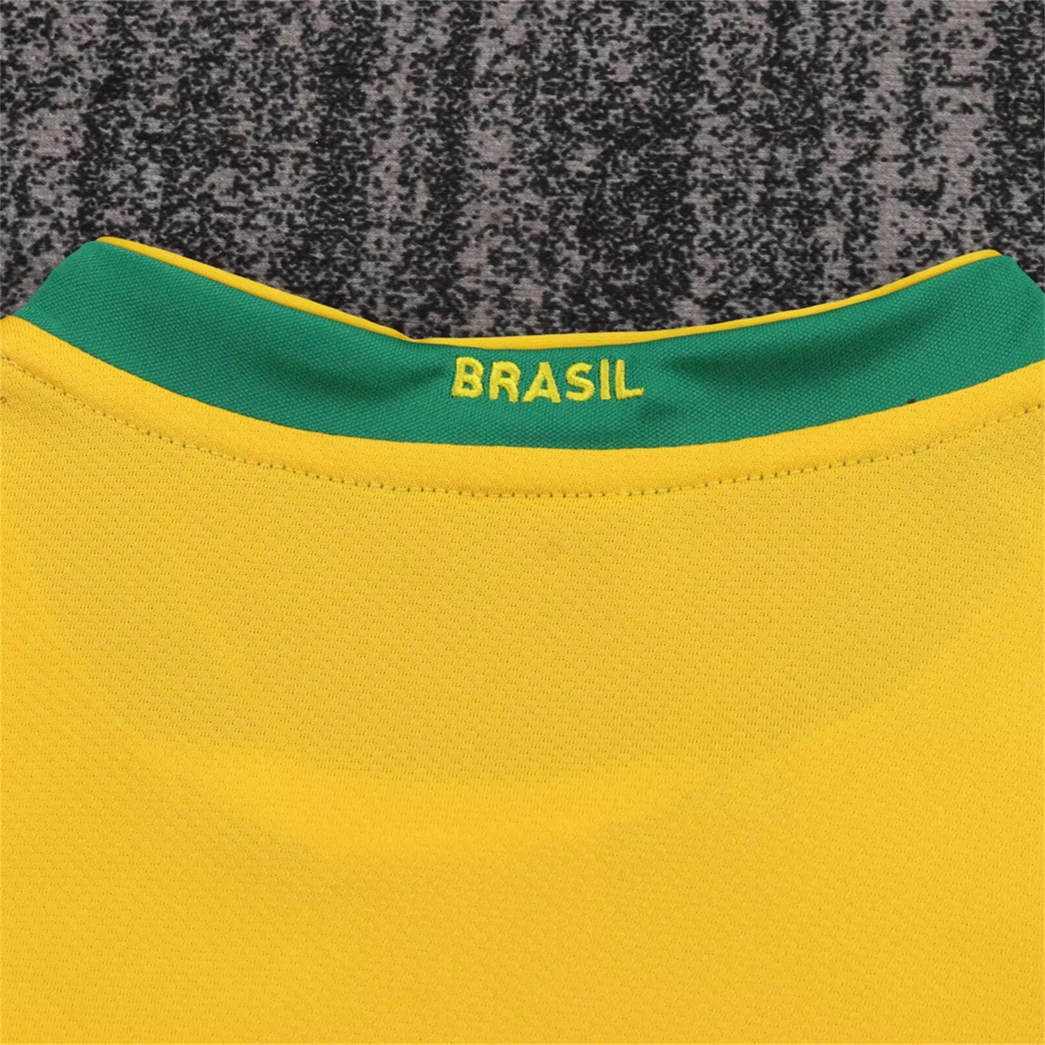 AlphaJersey-Retro Brazil 2006 Home Kids Kit