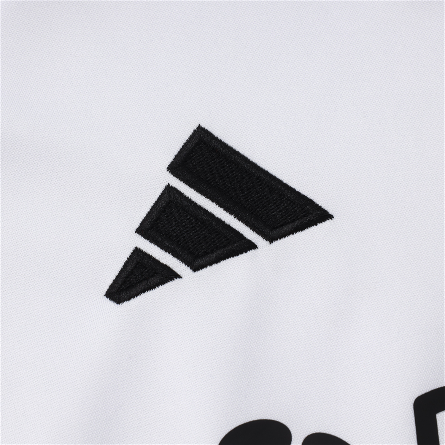 AlphaJersey-INT M.A.M 25-26 Long Sleeves Training Set - White Top & Black Pants