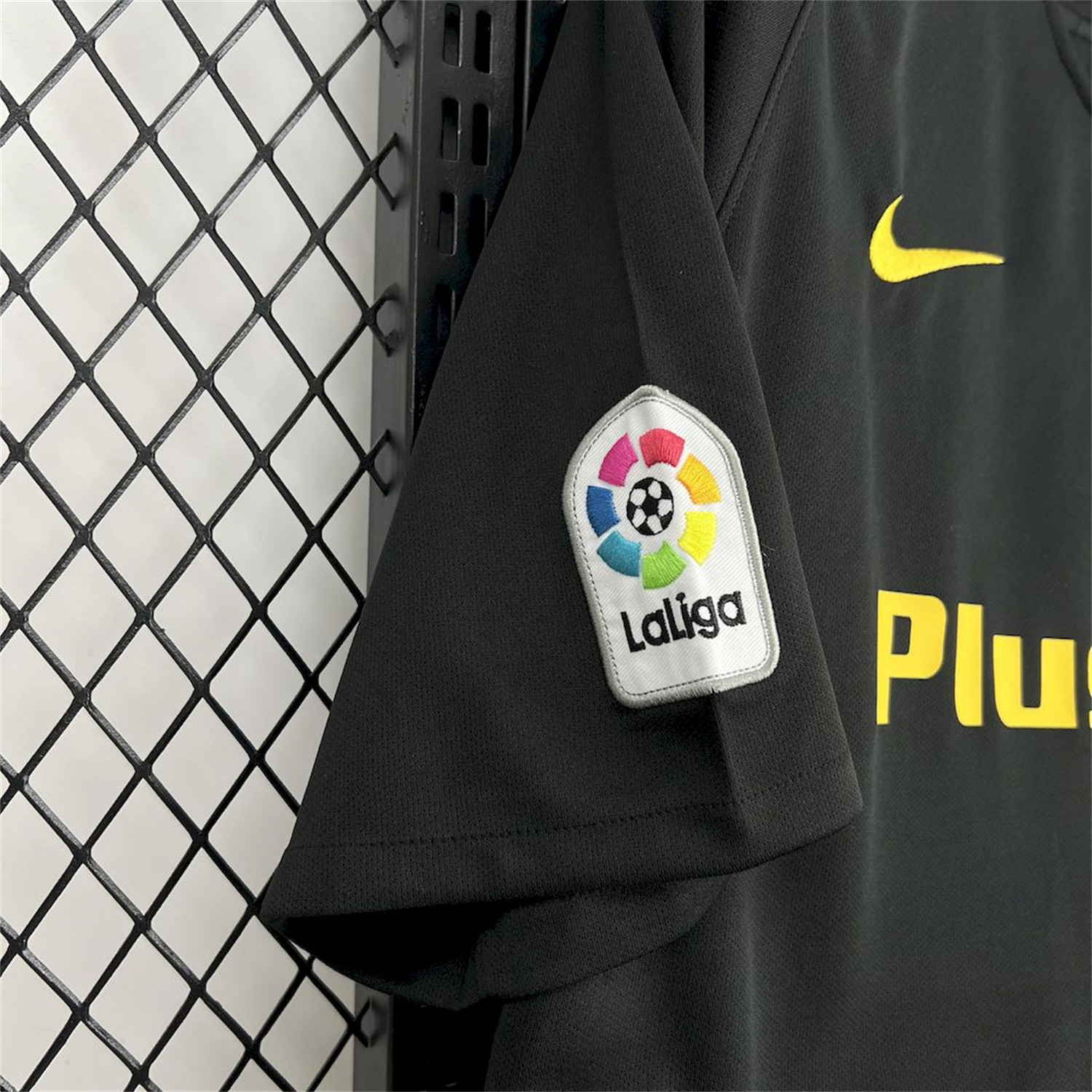AlphaJersey-Retro Atletico Madrid 2016-17 Away Jersey