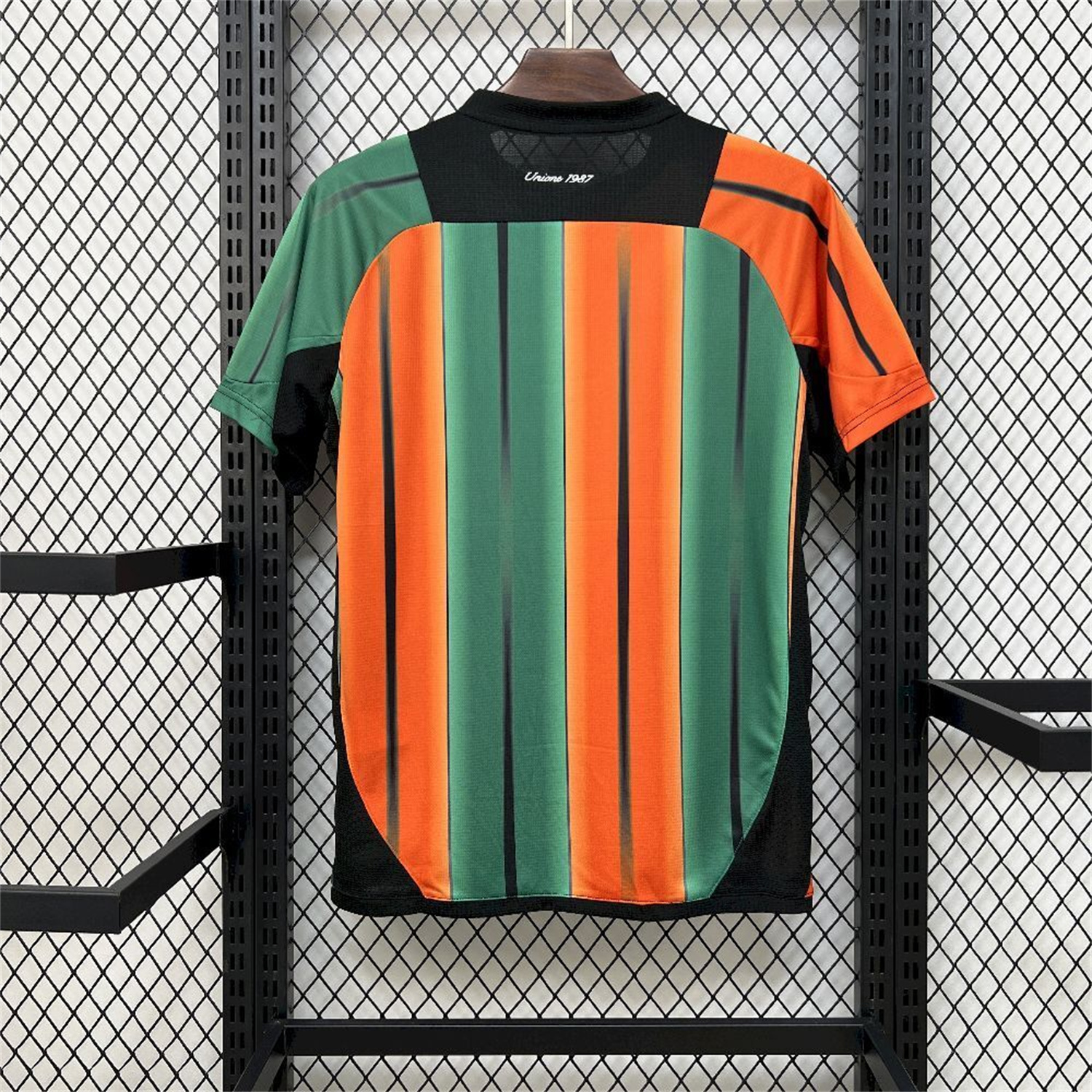 AlphaJersey-Venezia FC 25-26 Orange And Green Unsponsored Special Jersey - Fans Version