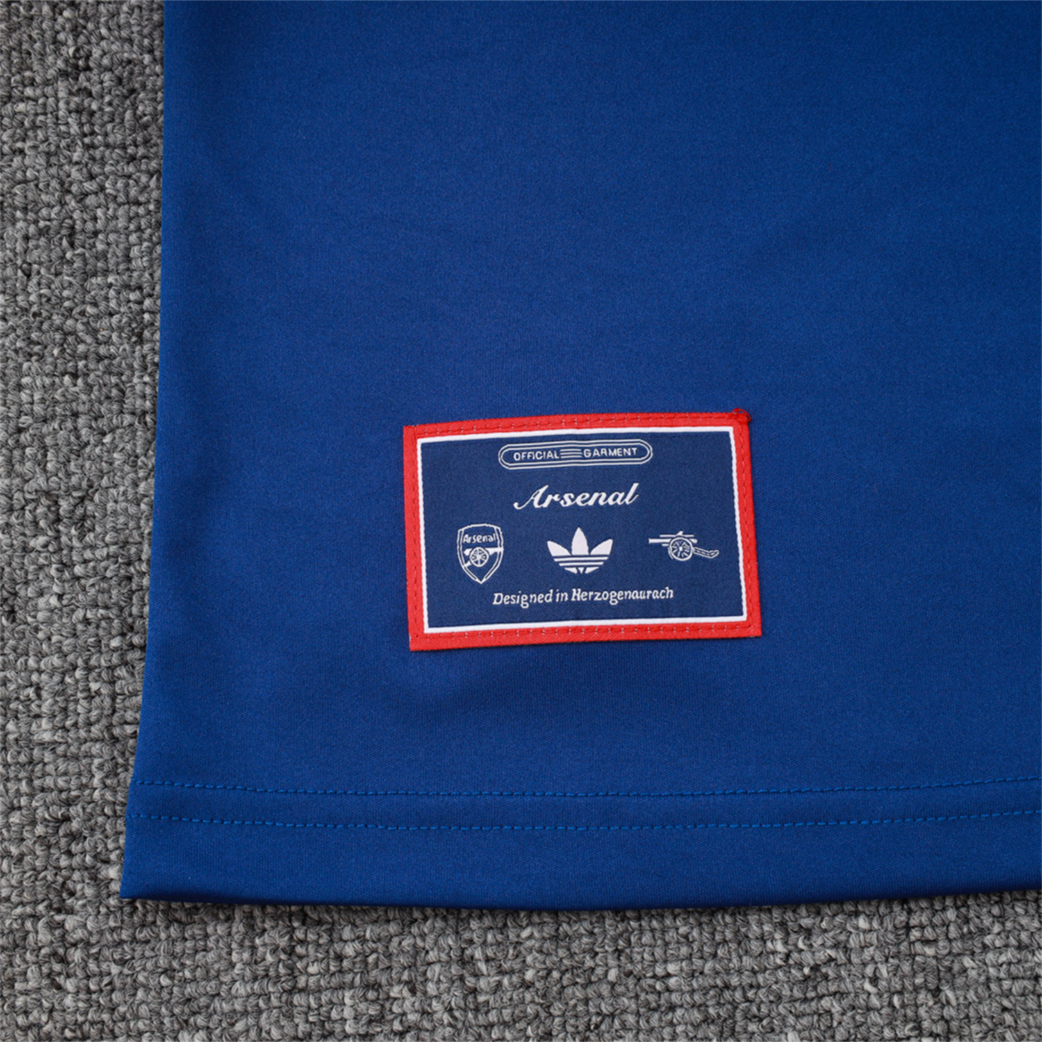 AlphaJersey-Arsenal 25-26 Throwback Trefoil Vest Training Set - Royal Blue Vest and Shorts