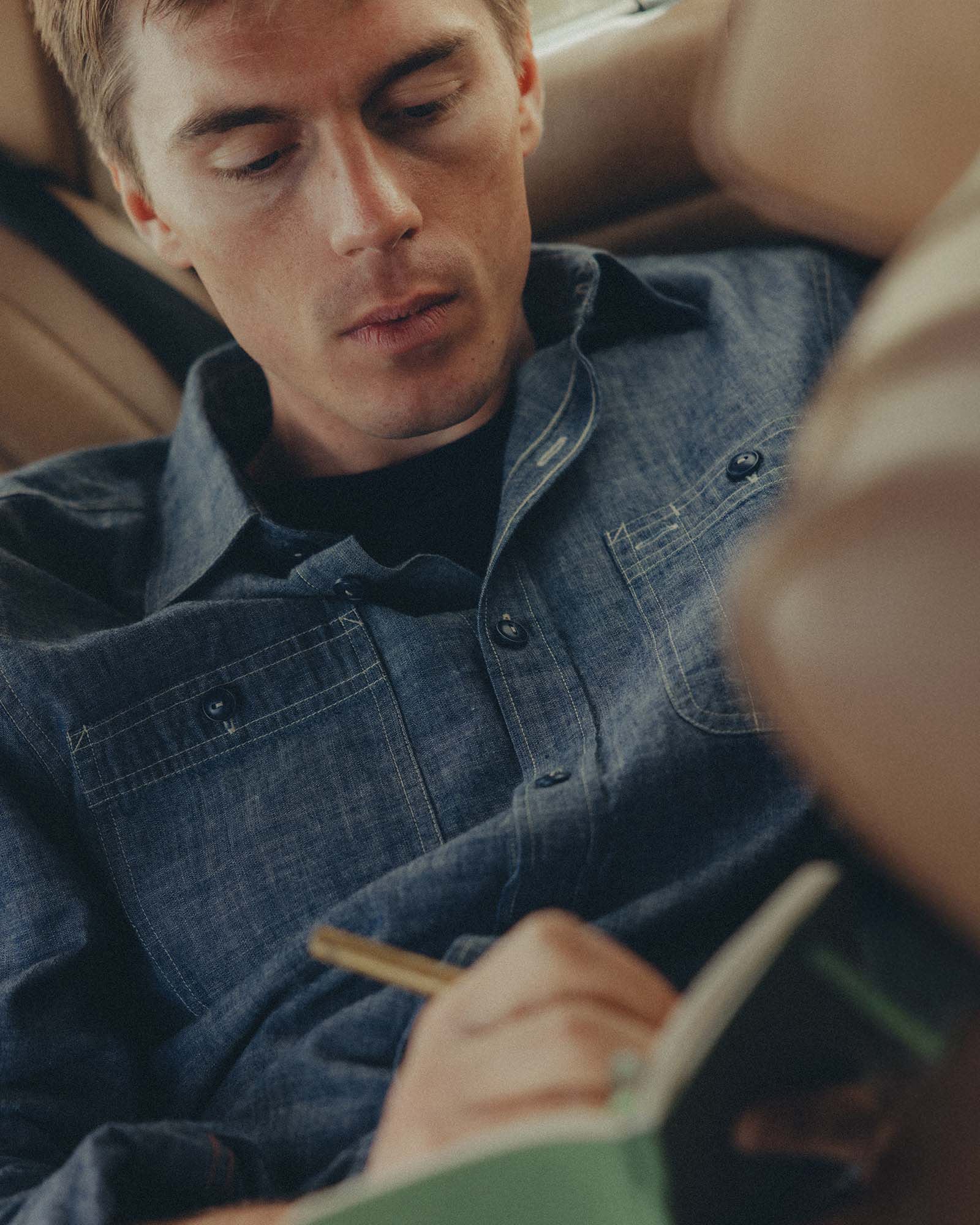The Foundry Shirt in Rinsed Indigo Chambray | Modern Menswear by yycbvcnbmmnbm
