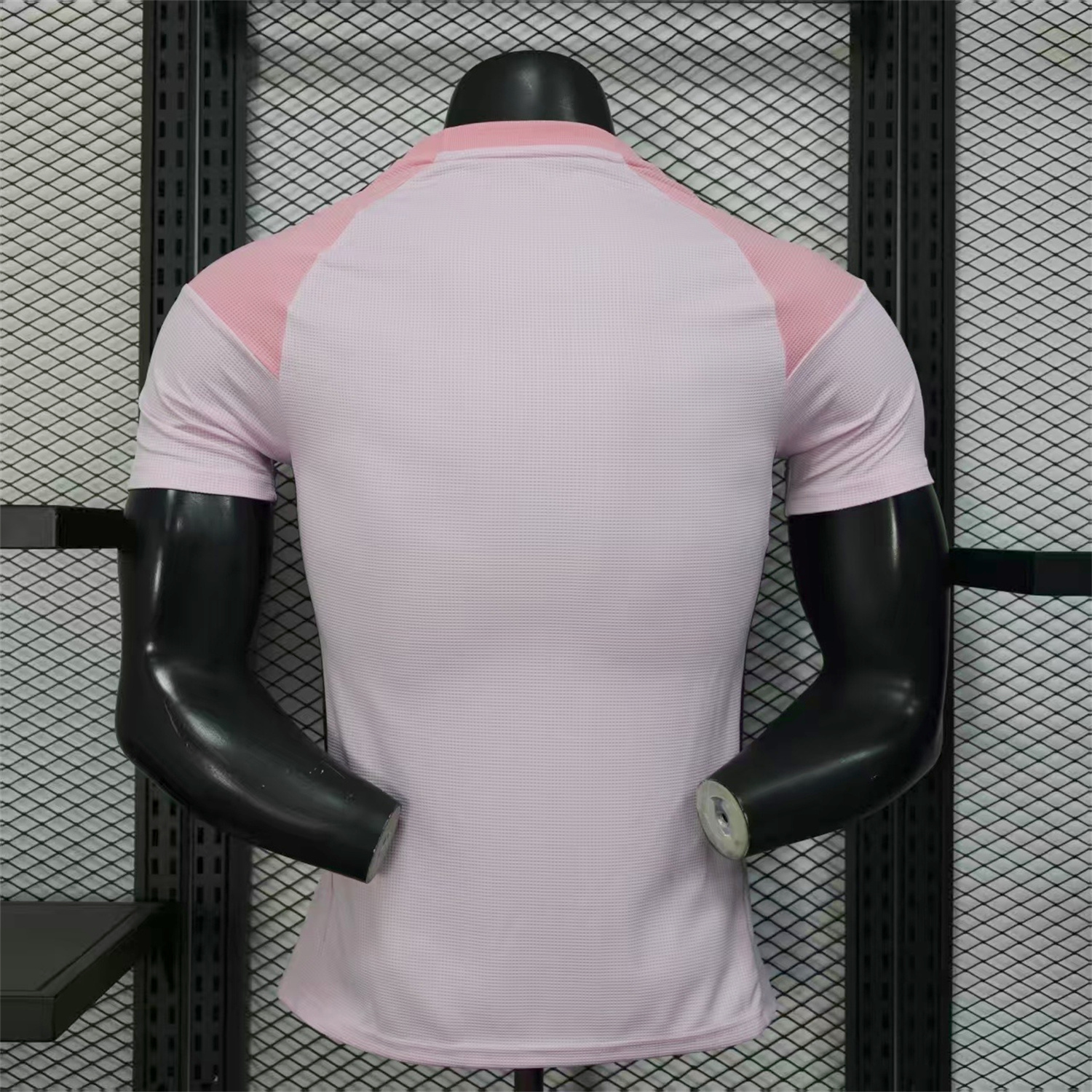 AlphaJersey-Arsenal 25-26 Pre-Match Training Pink Jersey - Player Version