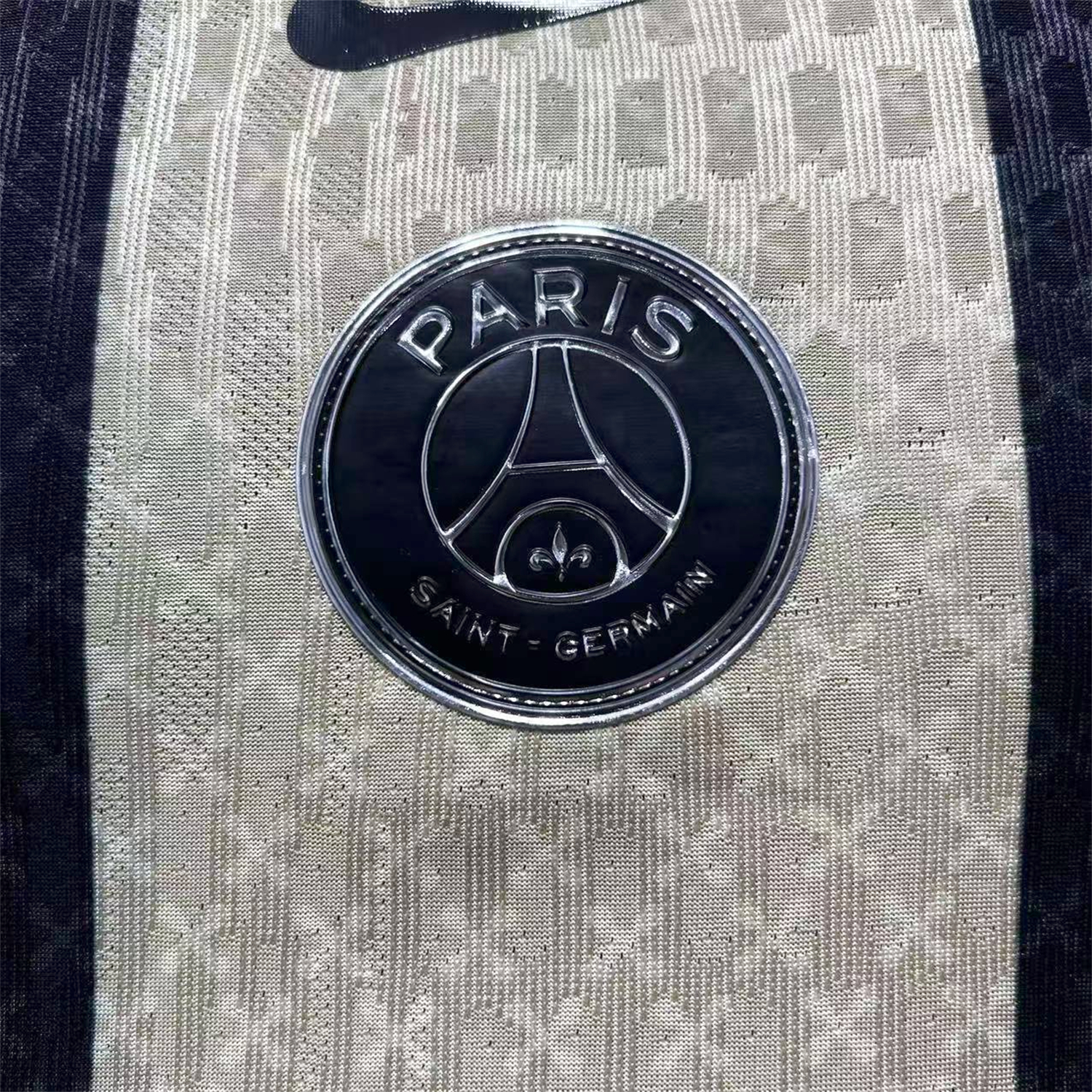 AlphaJersey-Paris Saint-Germain PSG 25-26 Red And Yellow Stripes Special Jersey - Player Version