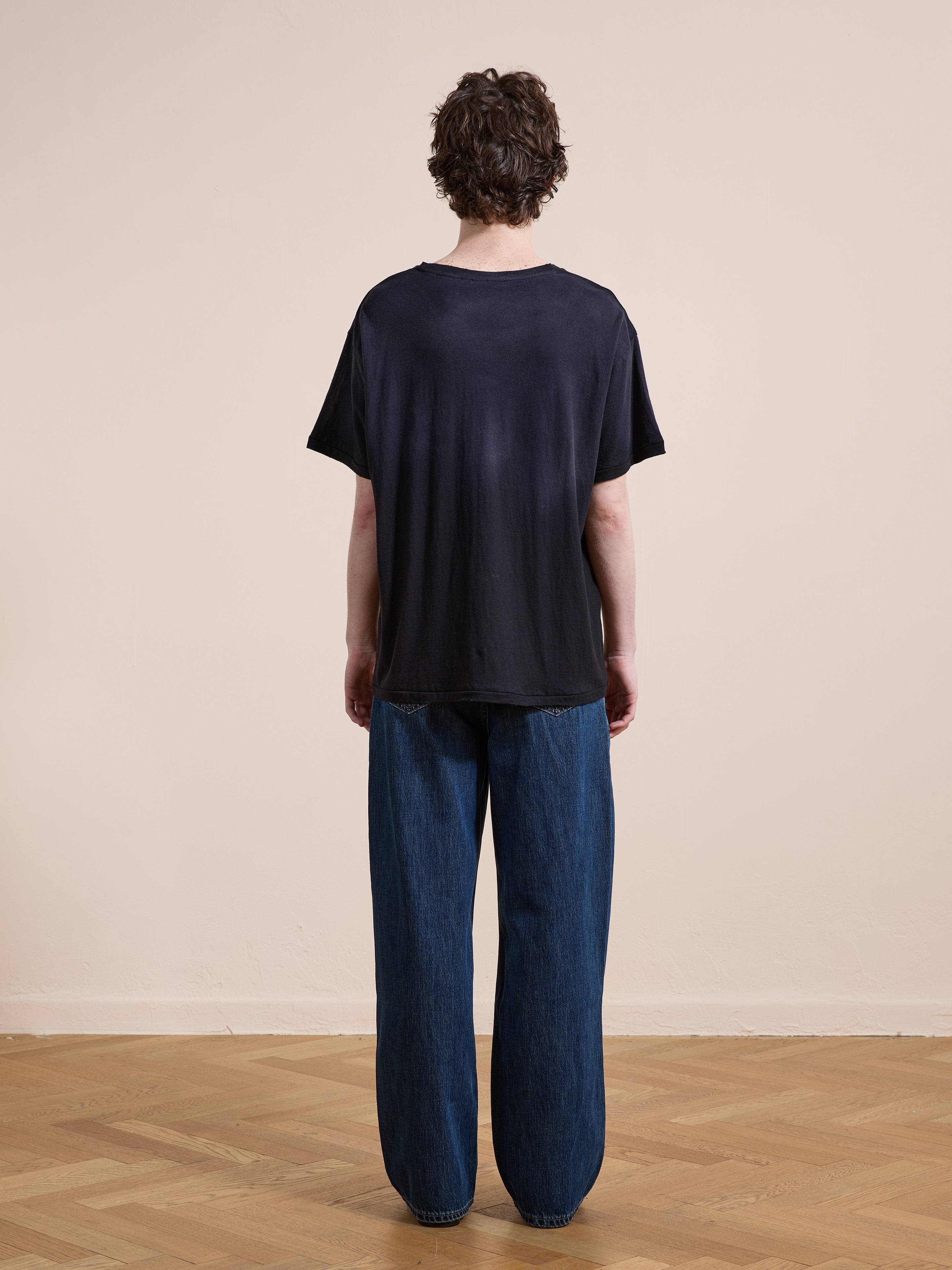 Weathered Pocket Tee | Modern Menswear by yycbvcnbmmnbm