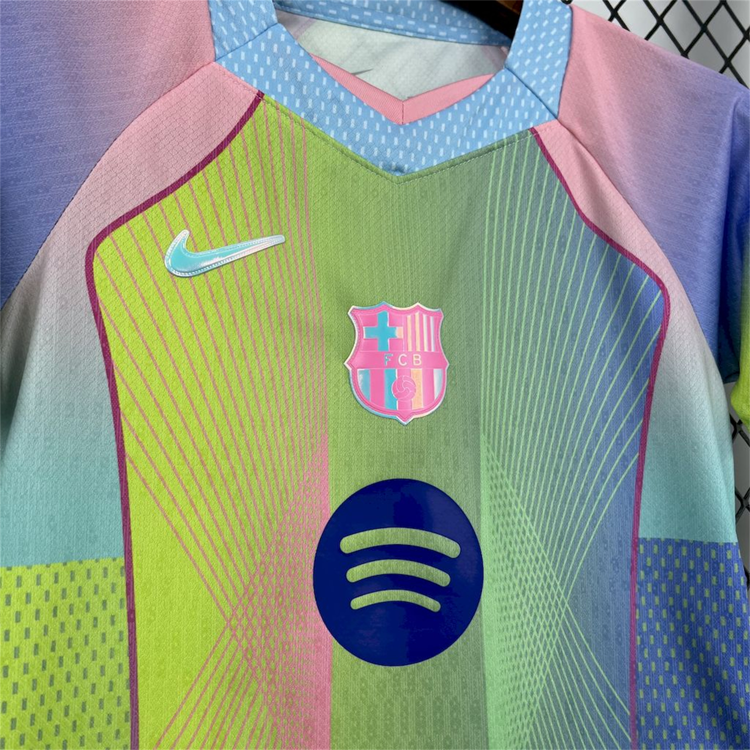 AlphaJersey-Barcelona 25-26 T90 White Lines Yellow Blue Gradient Special Kids Kit
