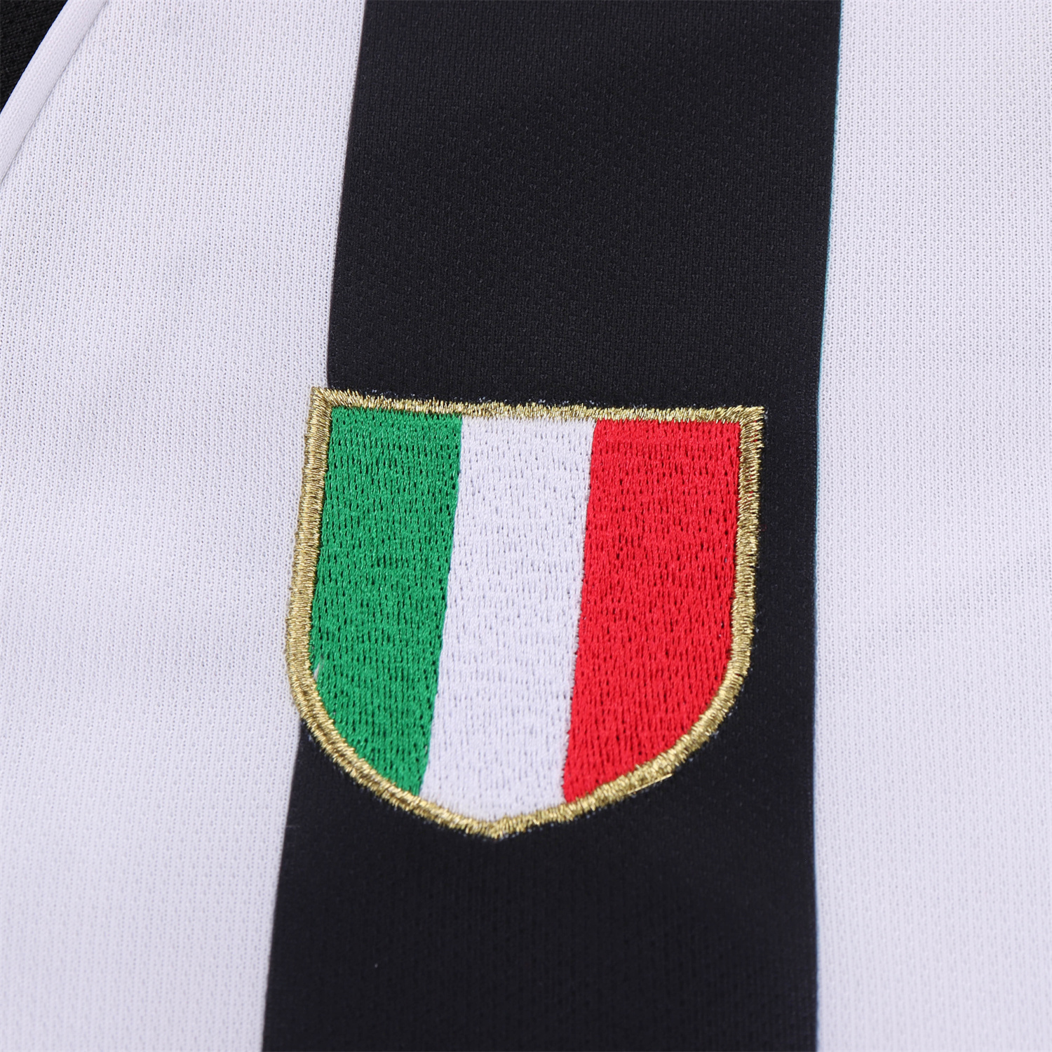 AlphaJersey-Retro Juventus 2002-03 Home Kids Kit