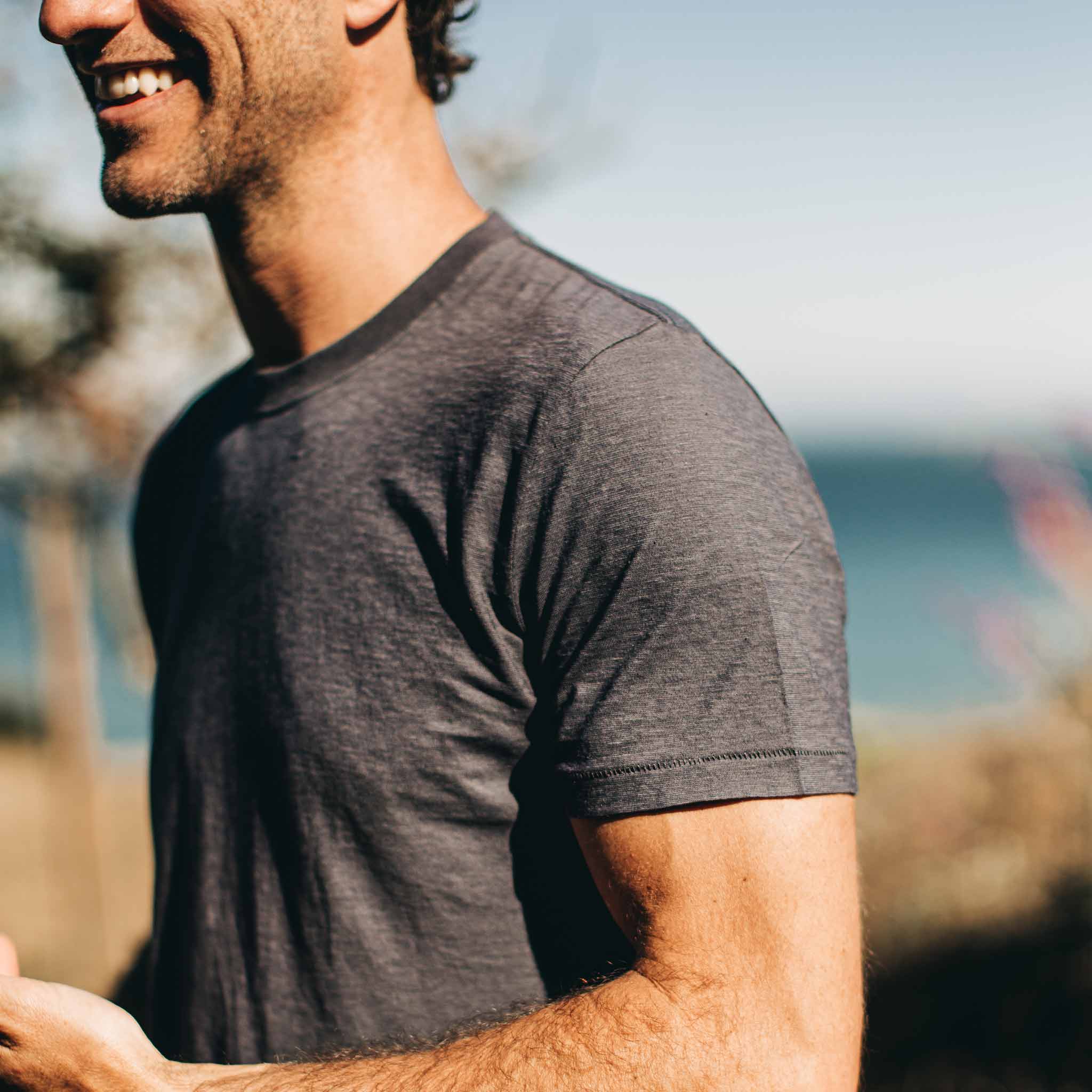 The Cotton Hemp Tee in Navy | Modern Menswear by yycbvcnbmmnbm