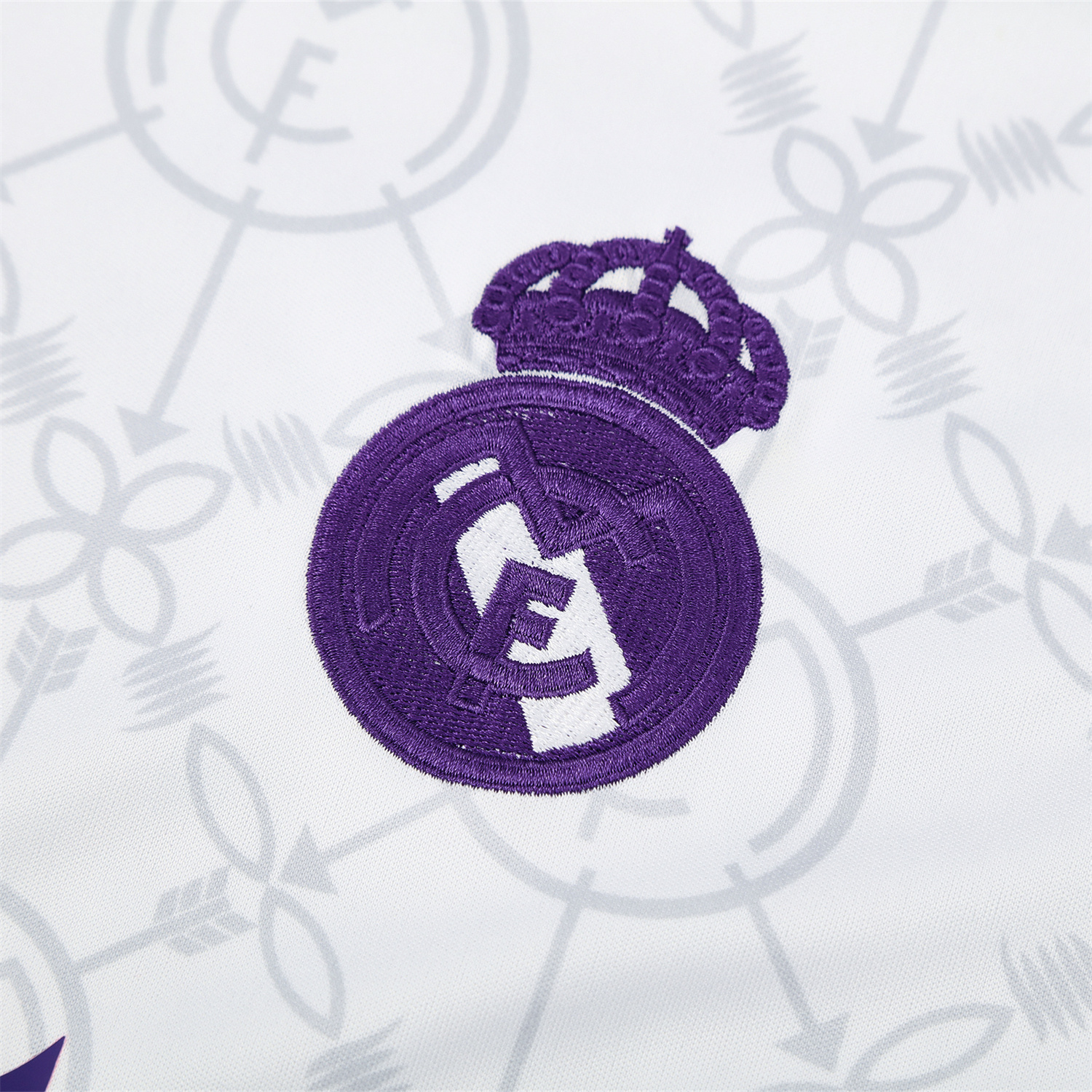 AlphaJersey-Real Madrid 25-26 Vest Training Set - Blue Edge White Vest & Black Shorts