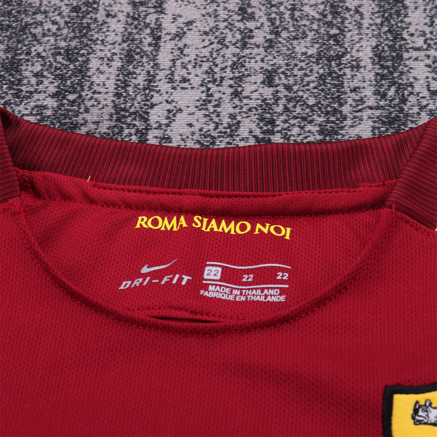 AlphaJersey-Retro Roma 2017-18 Home Kids Kit