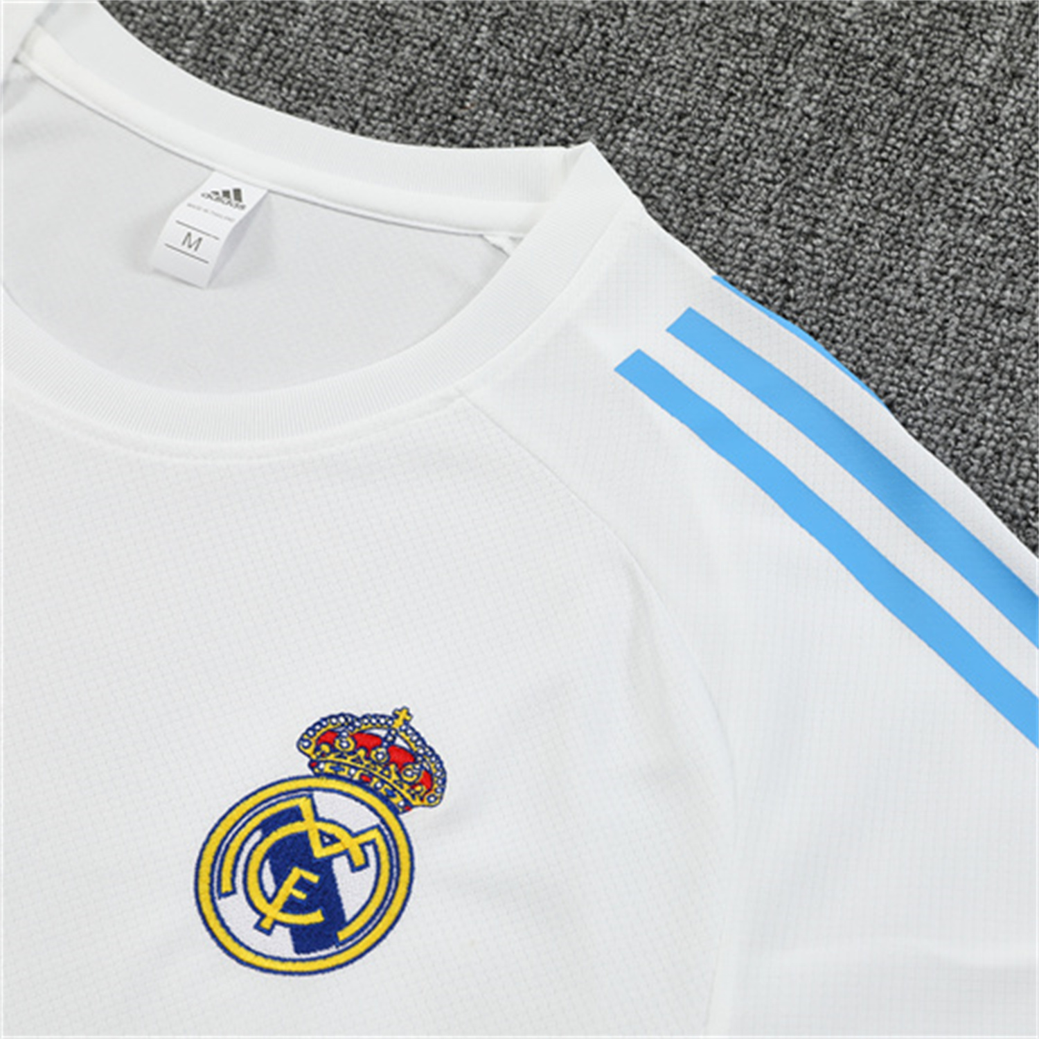 AlphaJersey-Real Madrid 25-26 Short-Sleeve Training Set - White Top and Sky Blue Shorts