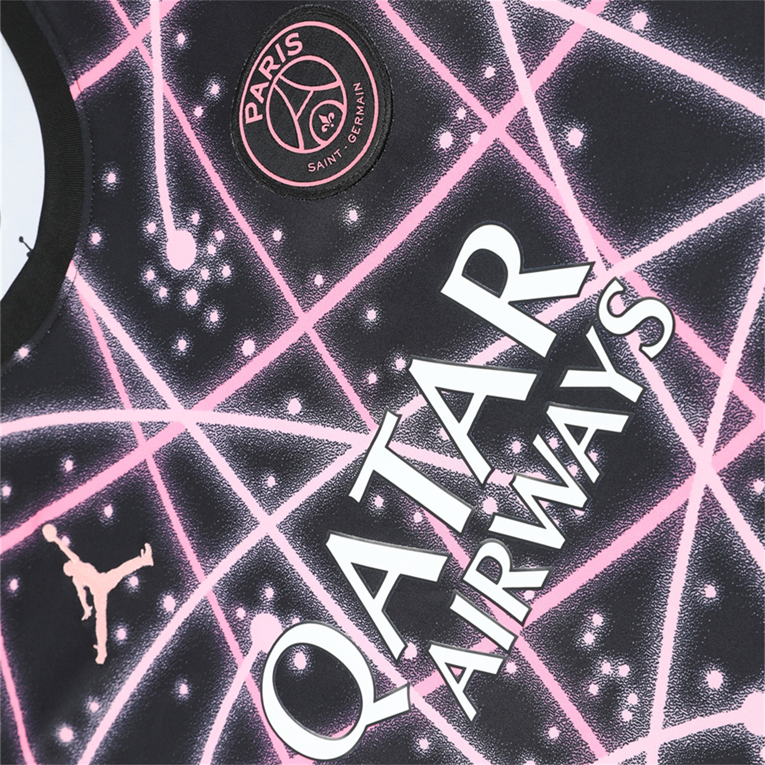 AlphaJersey-Paris Saint-Germain PSG 25-26 Short-Sleeve Training Set - Pink Fluorescent Rays Black Top & Black Shorts