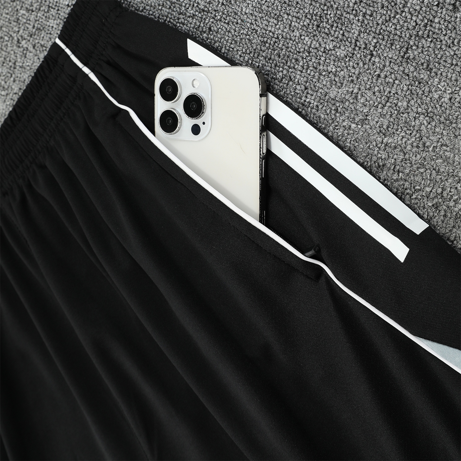 AlphaJersey-Real Madrid 25-26 Short-Sleeve Training Set - Blue Purple Curve Pattern Top & Black Shorts