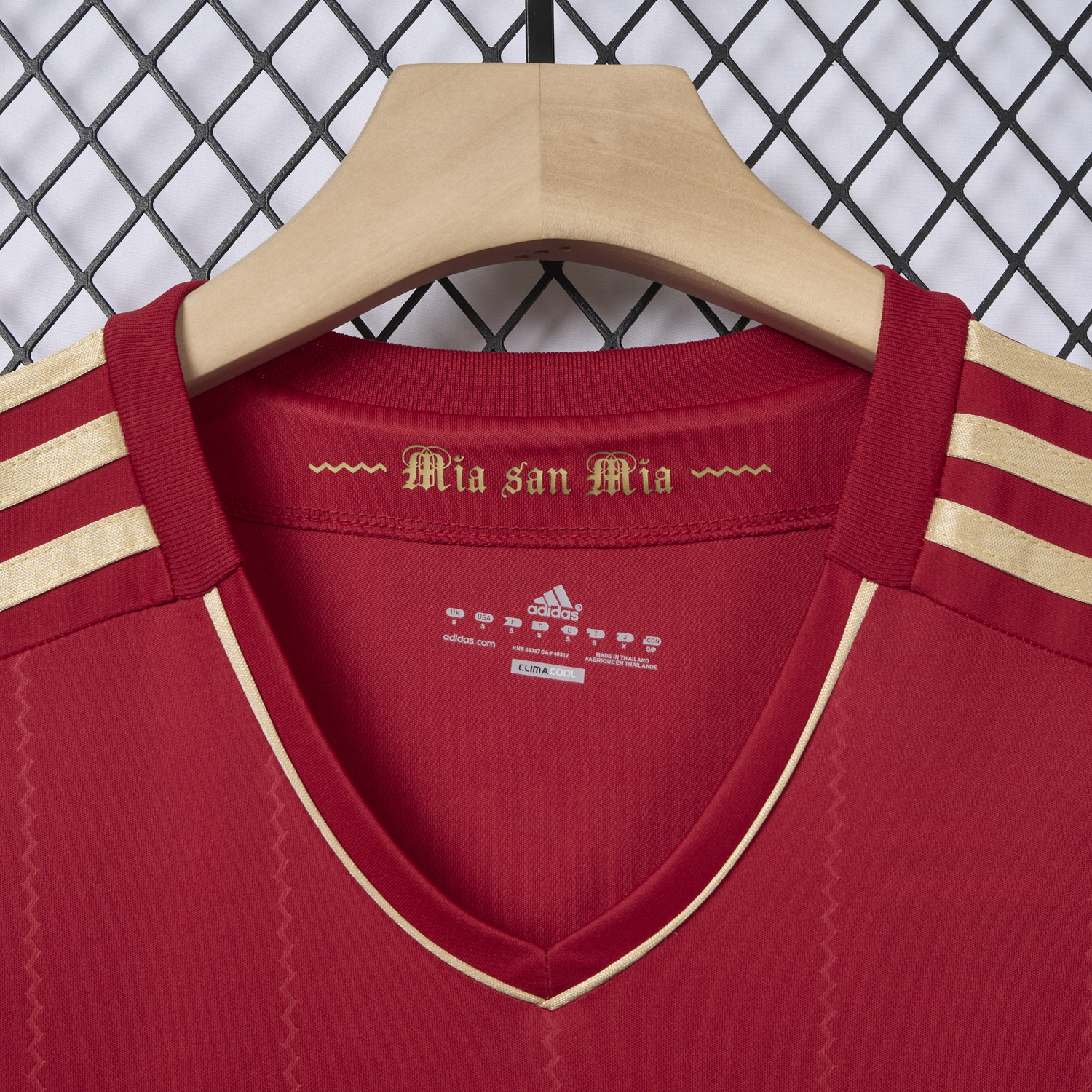 AlphaJersey-Retro Bayern Munich 2012-13 Home Jersey