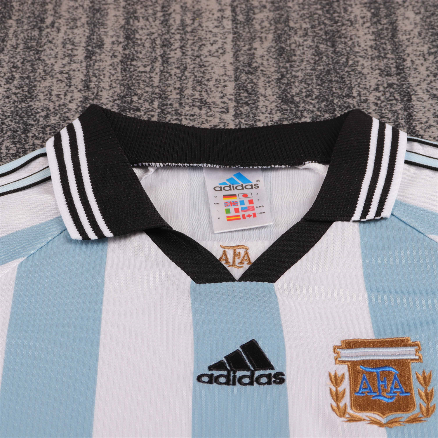 AlphaJersey-Retro Argentina 1998 Home Kids Kit