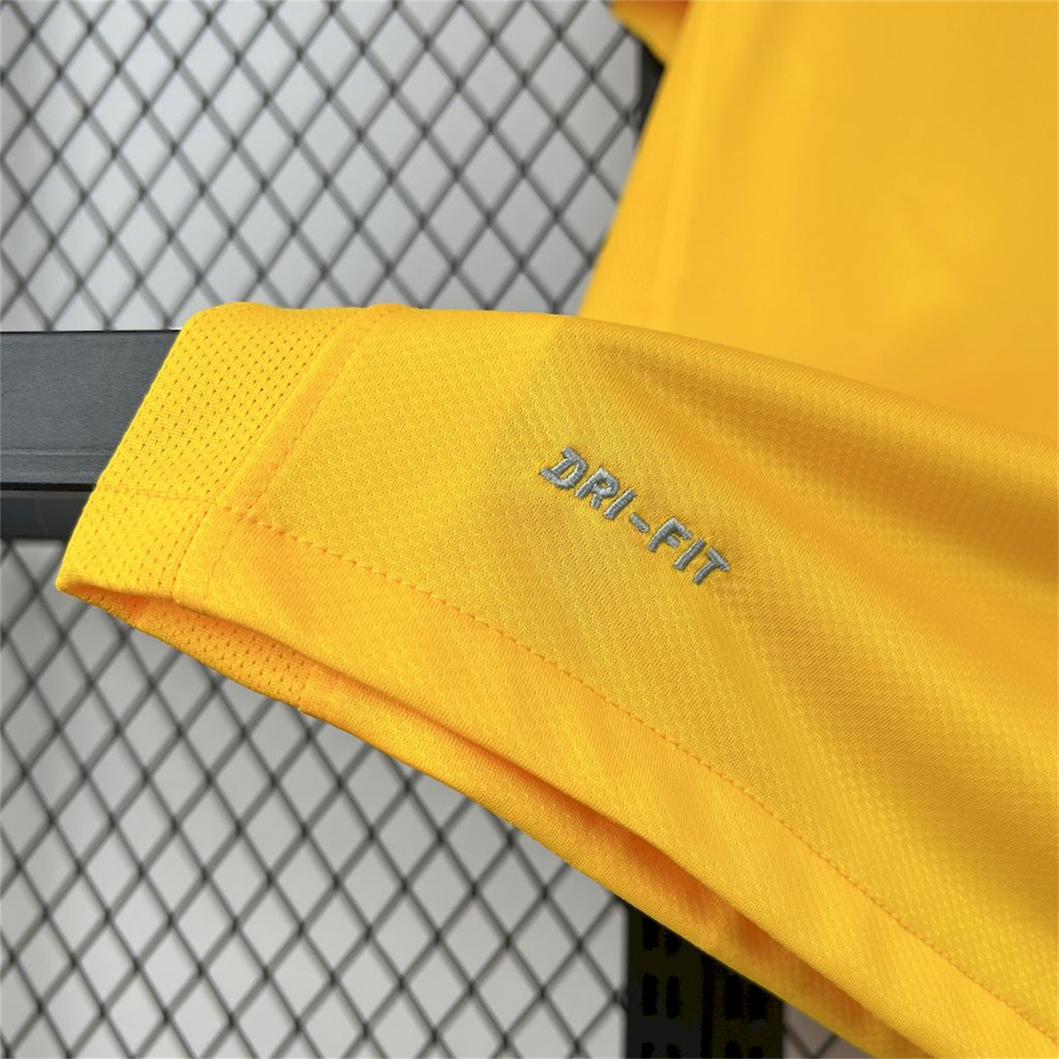 AlphaJersey-Retro Brazil 2010 Home Jersey