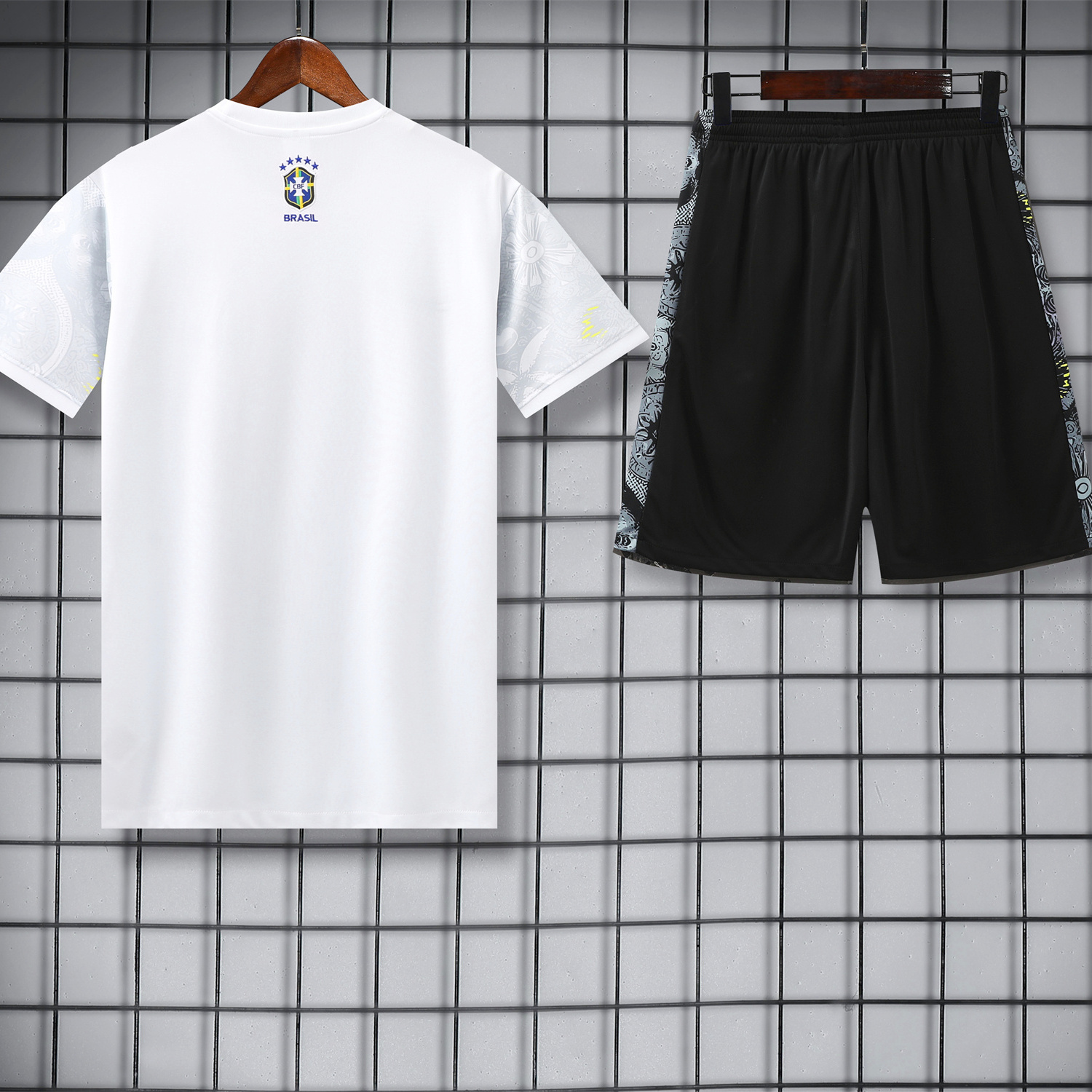 AlphaJersey-Brazil 25-26 White Jesus Statue Short-Sleeve Training Set - White Top & Black Shorts