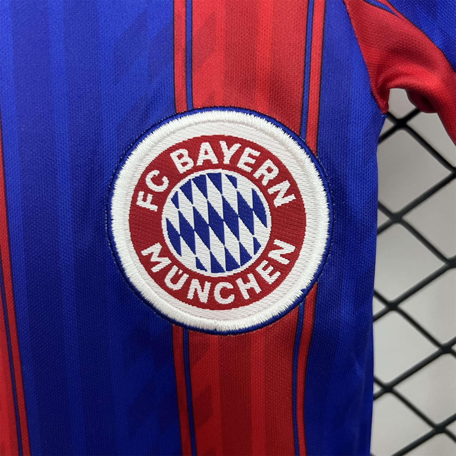 AlphaJersey-Retro Bayern Munich 1995-97 Home Kids Kit