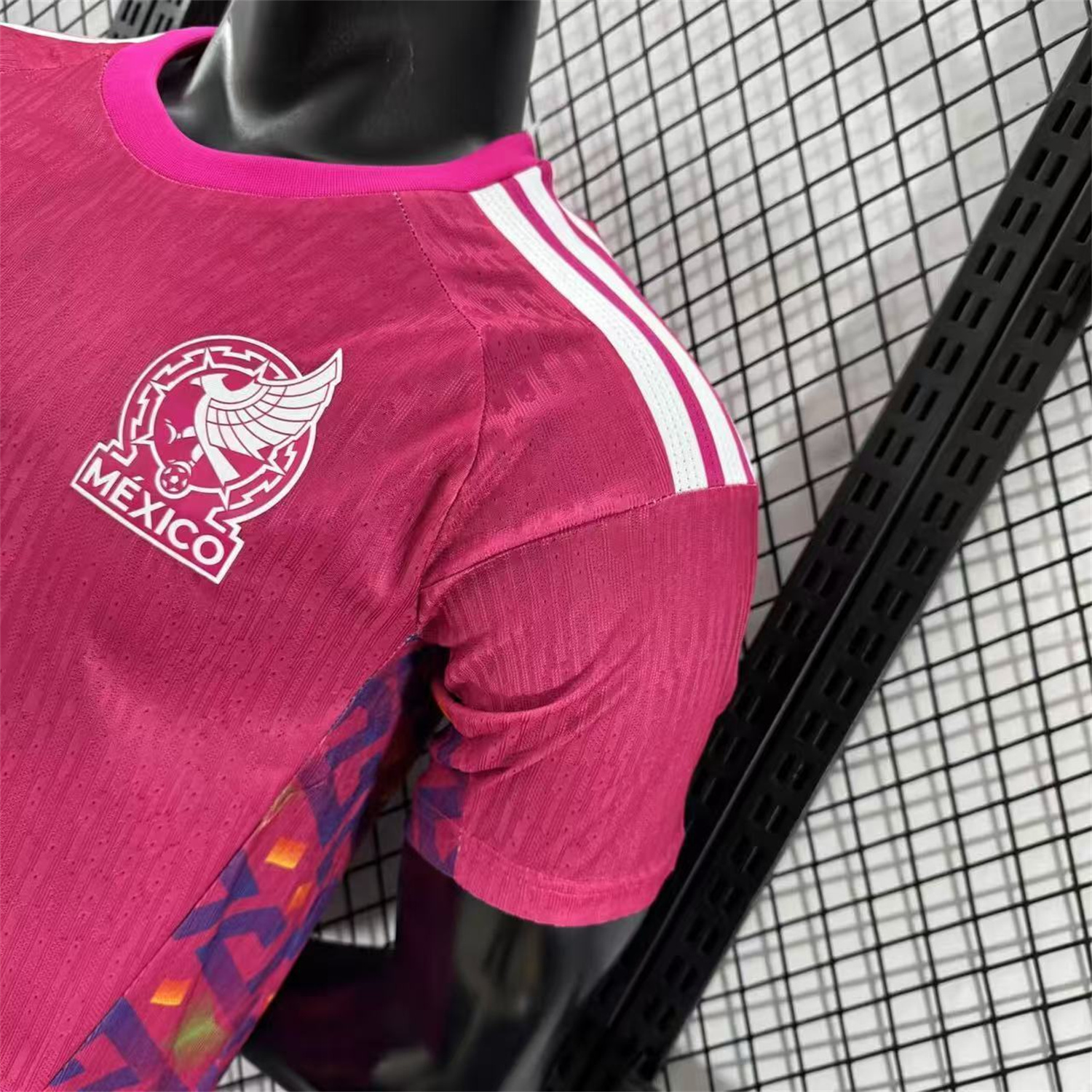 AlphaJersey-Mexico 2026 Pink Goalkeeper Jersey - Player Version
