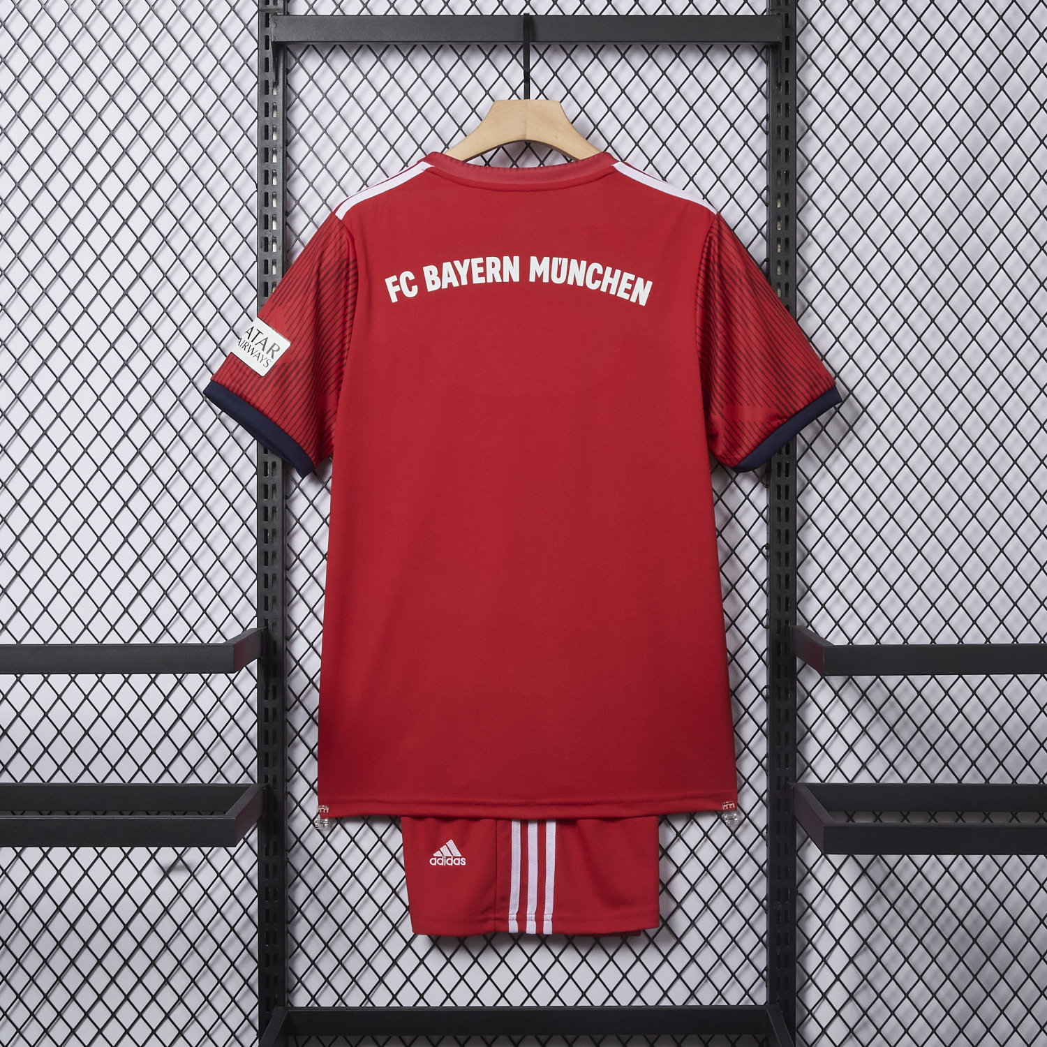 AlphaJersey-Retro Bayern Munich 2018-19 Home Men's Adult Jersey Set - Fans Version