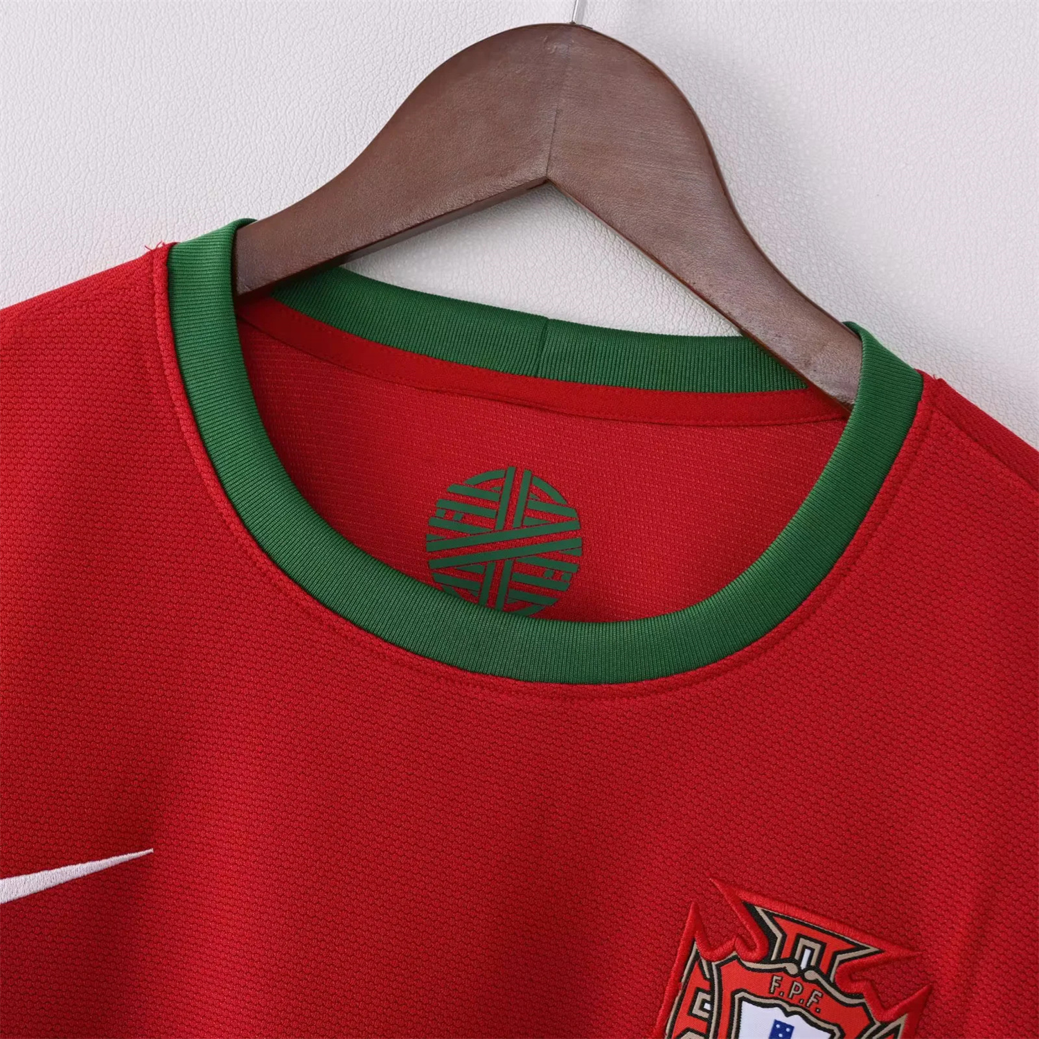 AlphaJersey-Retro Portugal 2012 Home Long Sleeves Jersey