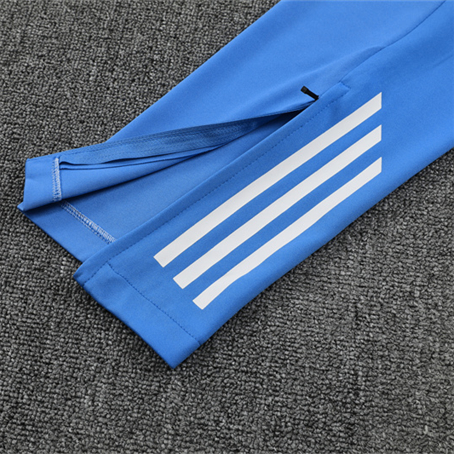 AlphaJersey-Real Madrid 25-26 Long Sleeve Training Set - White Top & Blue Pants