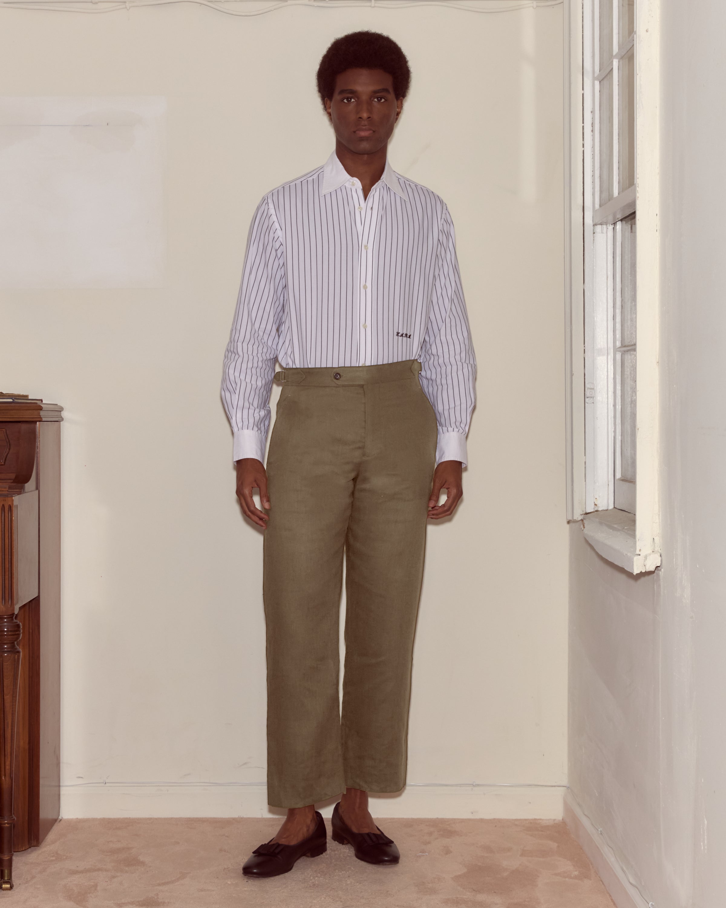 Lightweight Linen Side-Buckle Trousers - Olive | Modern Menswear by yycbvcnbmmnbm