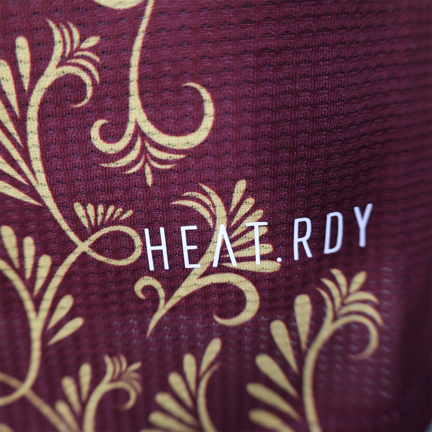 AlphaJersey-Algeria 25-26 Burgundy Jersey with Chest Pattern Decoration - Player Version