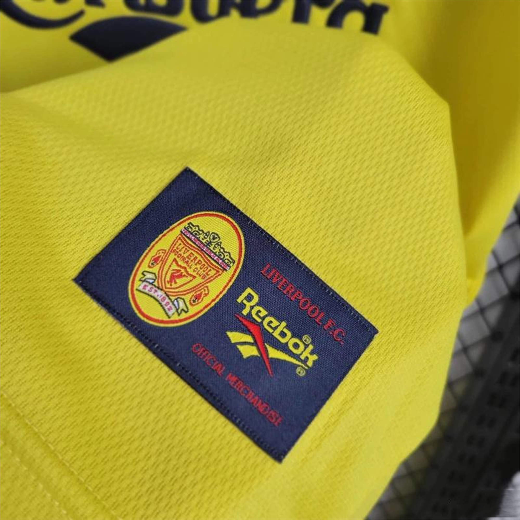 AlphaJersey-Retro Liver.pool 1997-99 Third Jersey