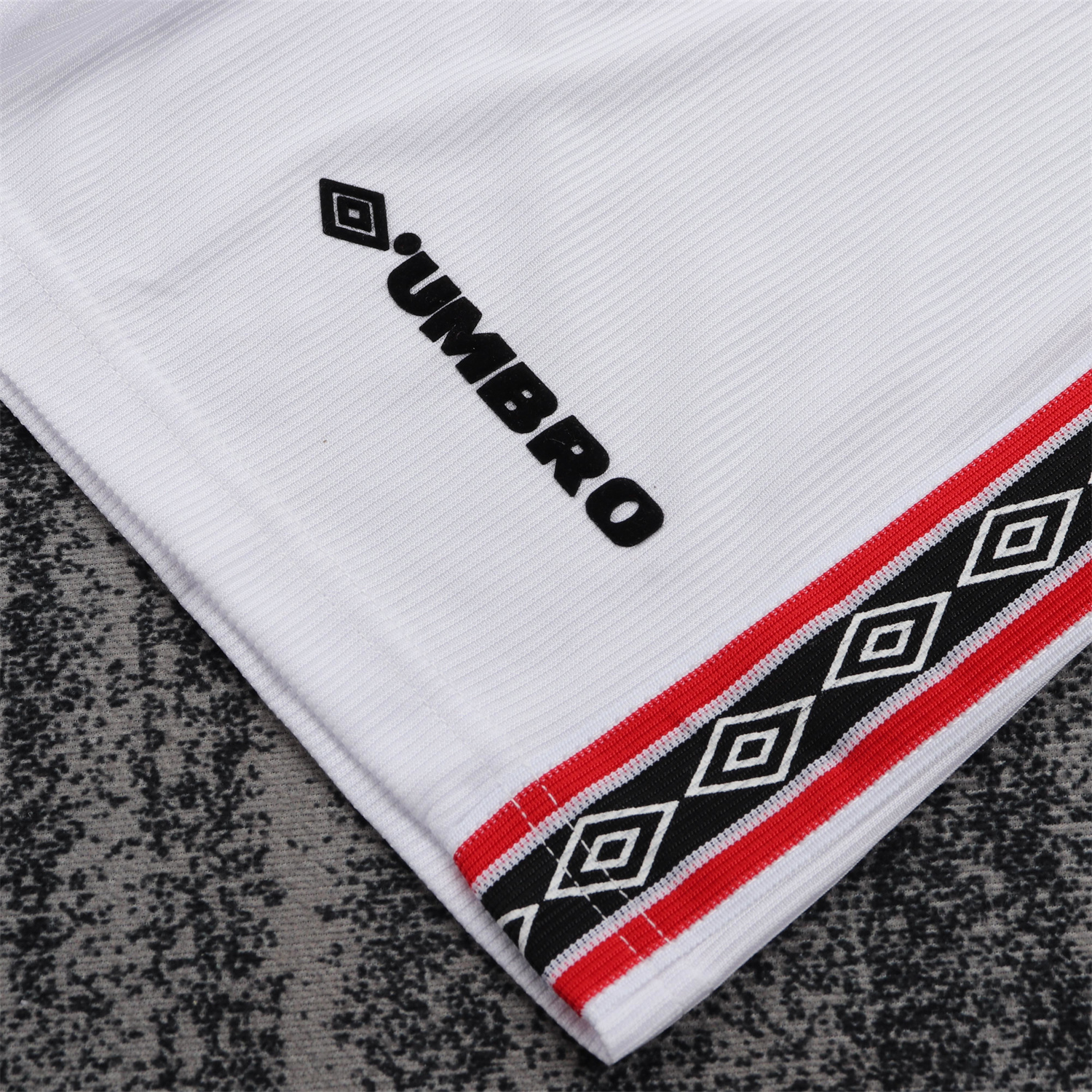 AlphaJersey-Retro Manchester United 1998-99 Home Long Sleeves Kids Kit