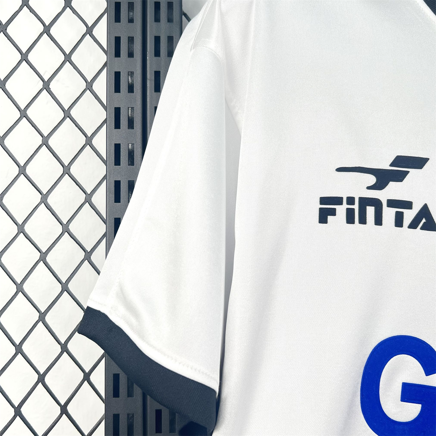 AlphaJersey-Retro Botafogo 2002-03 White Special Jersey