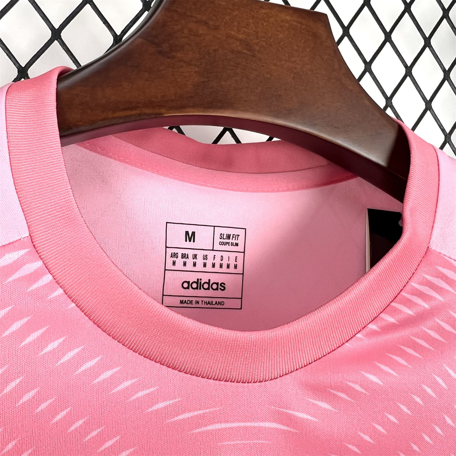 AlphaJersey-Spain 2026 Soft Pink Goalkeeper Jersey - Fans Version