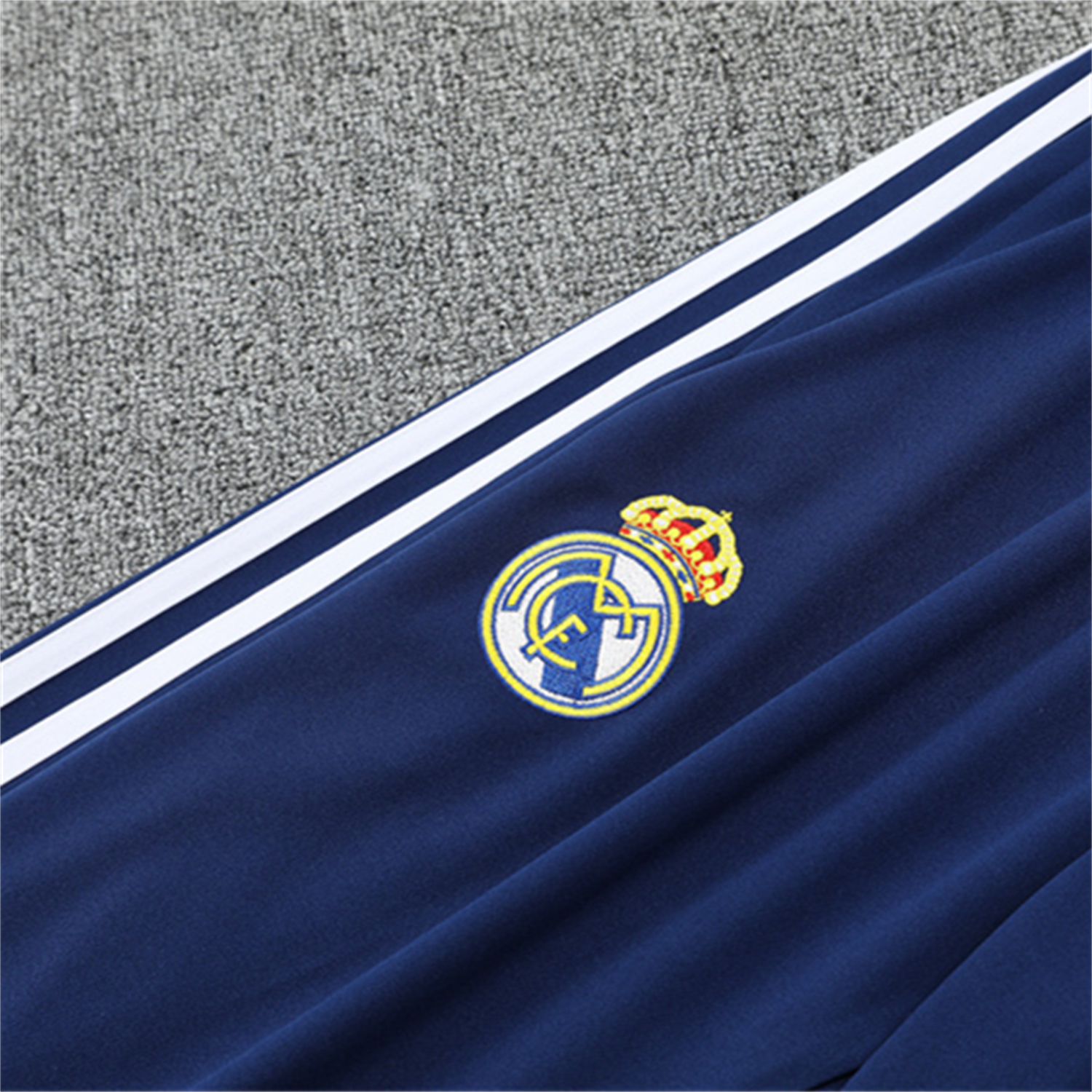 AlphaJersey-Real Madrid 25-26 Long Sleeve Training Set - Throwback Royal Blue Top and Pants