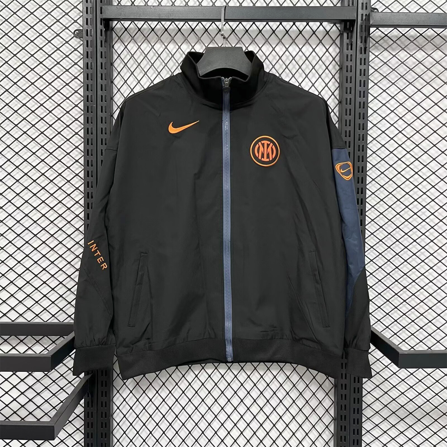 AlphaJersey-Inter Milan 25-26 Windbreaker Jacket - Black
