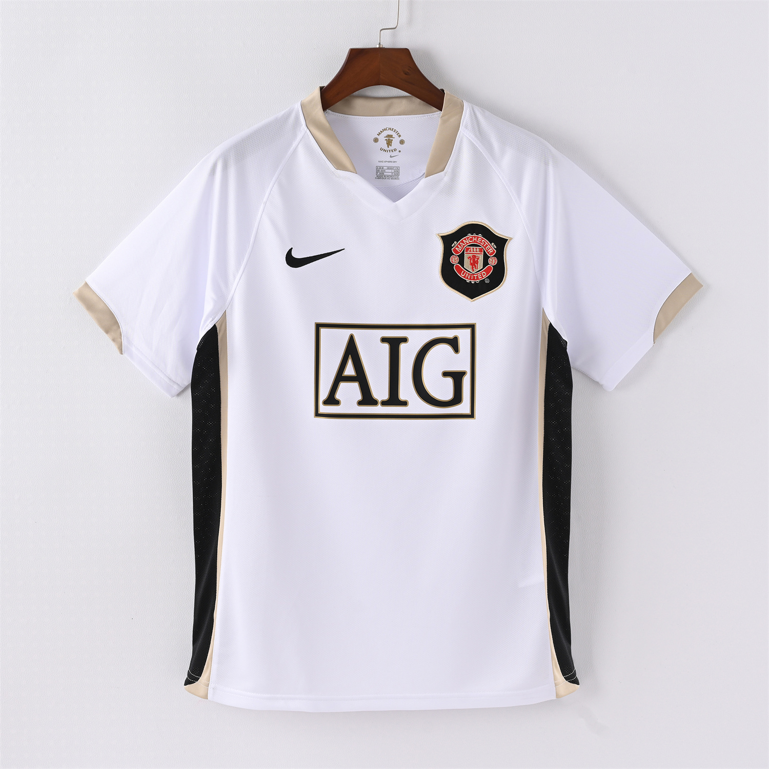 AlphaJersey-Retro Manchester United 06-07 Away Jersey