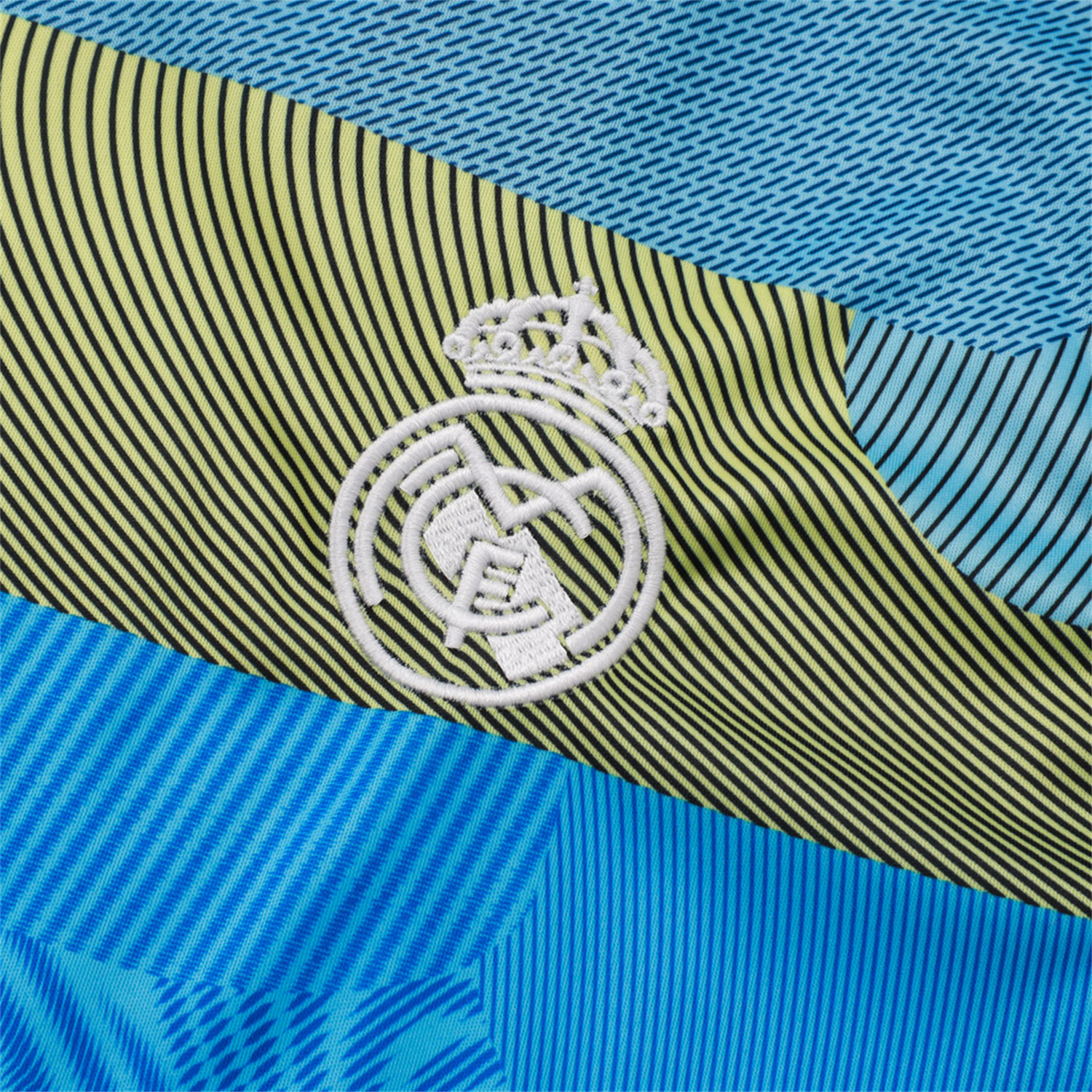 AlphaJersey-Real Madrid 25-26 Vest Training Set - Blue-Gray Camouflage Vest and Black Shorts