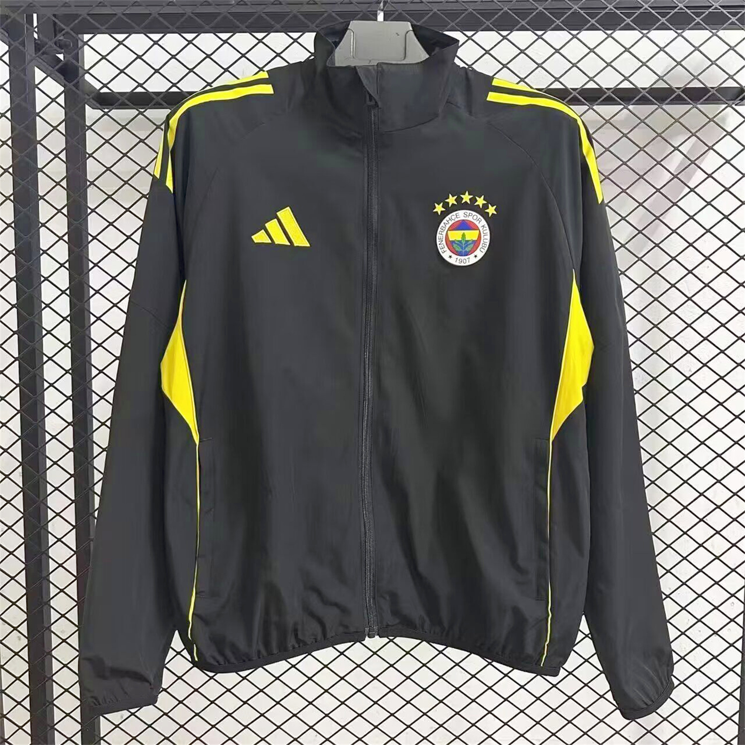 AlphaJersey-Fenerbahce 25-26 Windbreaker Jacket - Black